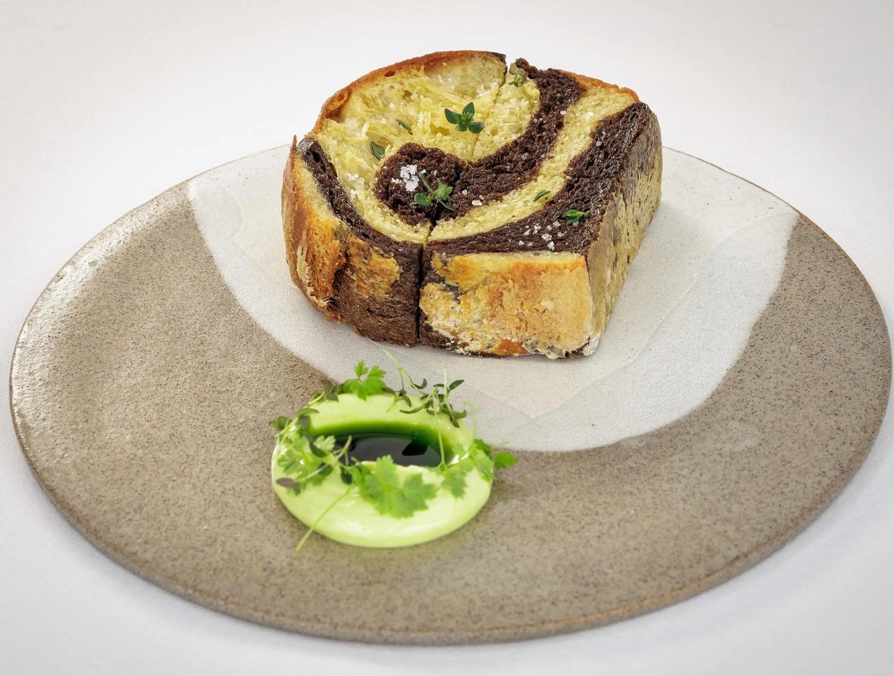 Restaurant/places to eat in Astarte Suites