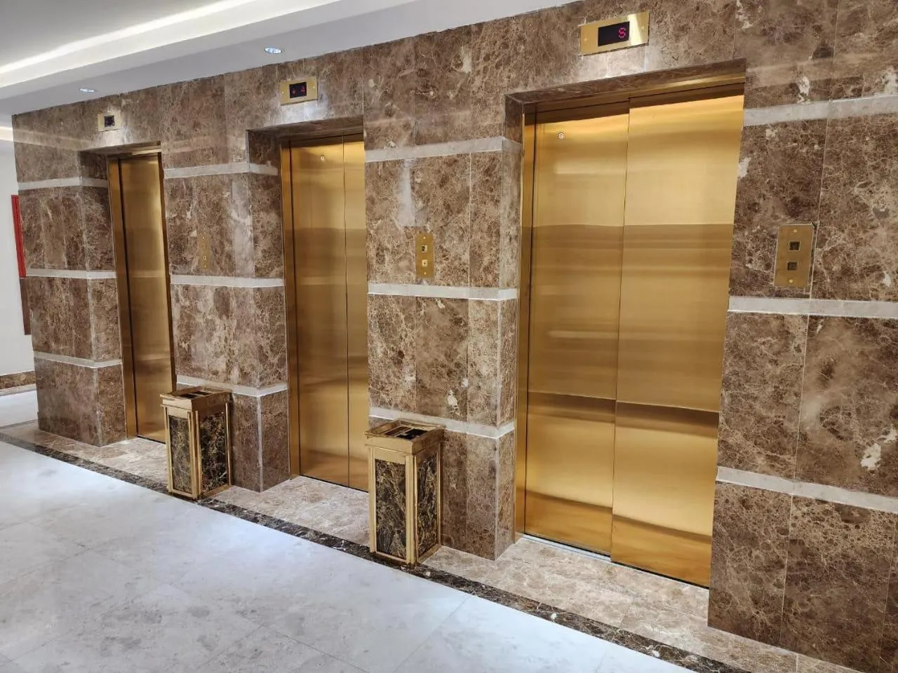 Rowaa Al Azizia Hotel