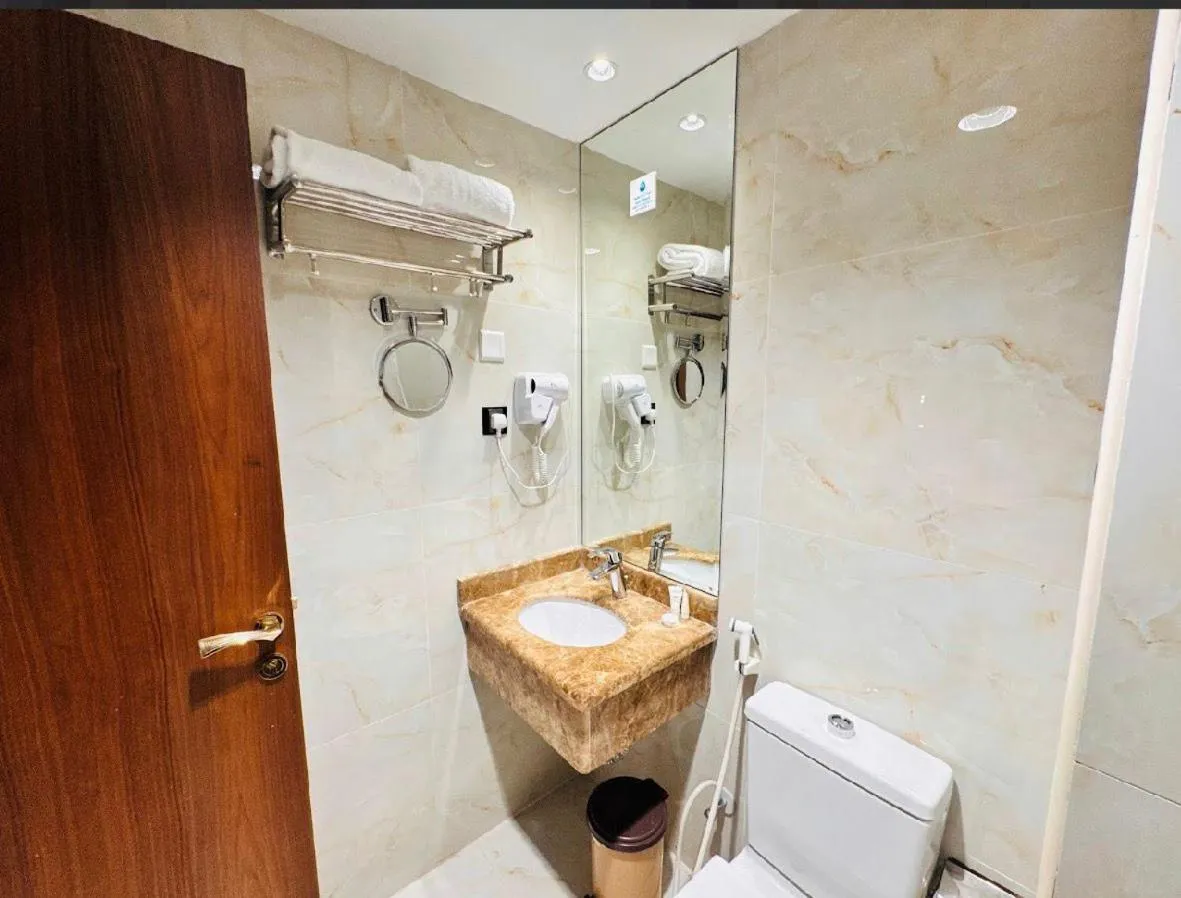 Rowaa Al Azizia Hotel