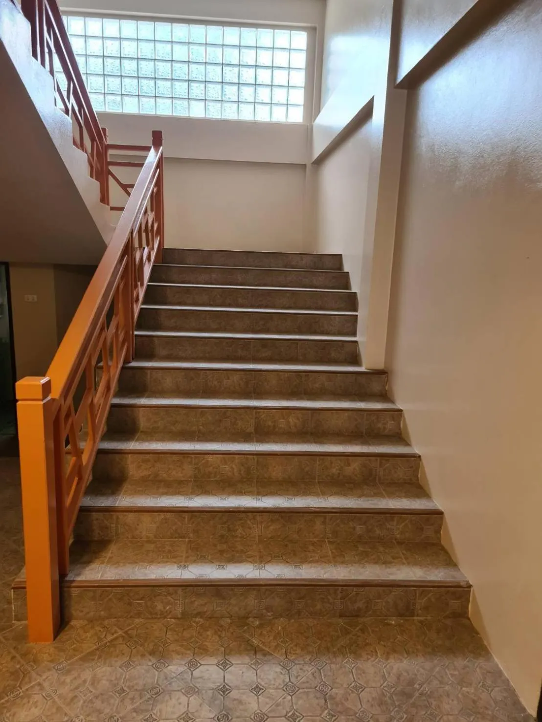 Property building in Du-sila Hotel kohchang