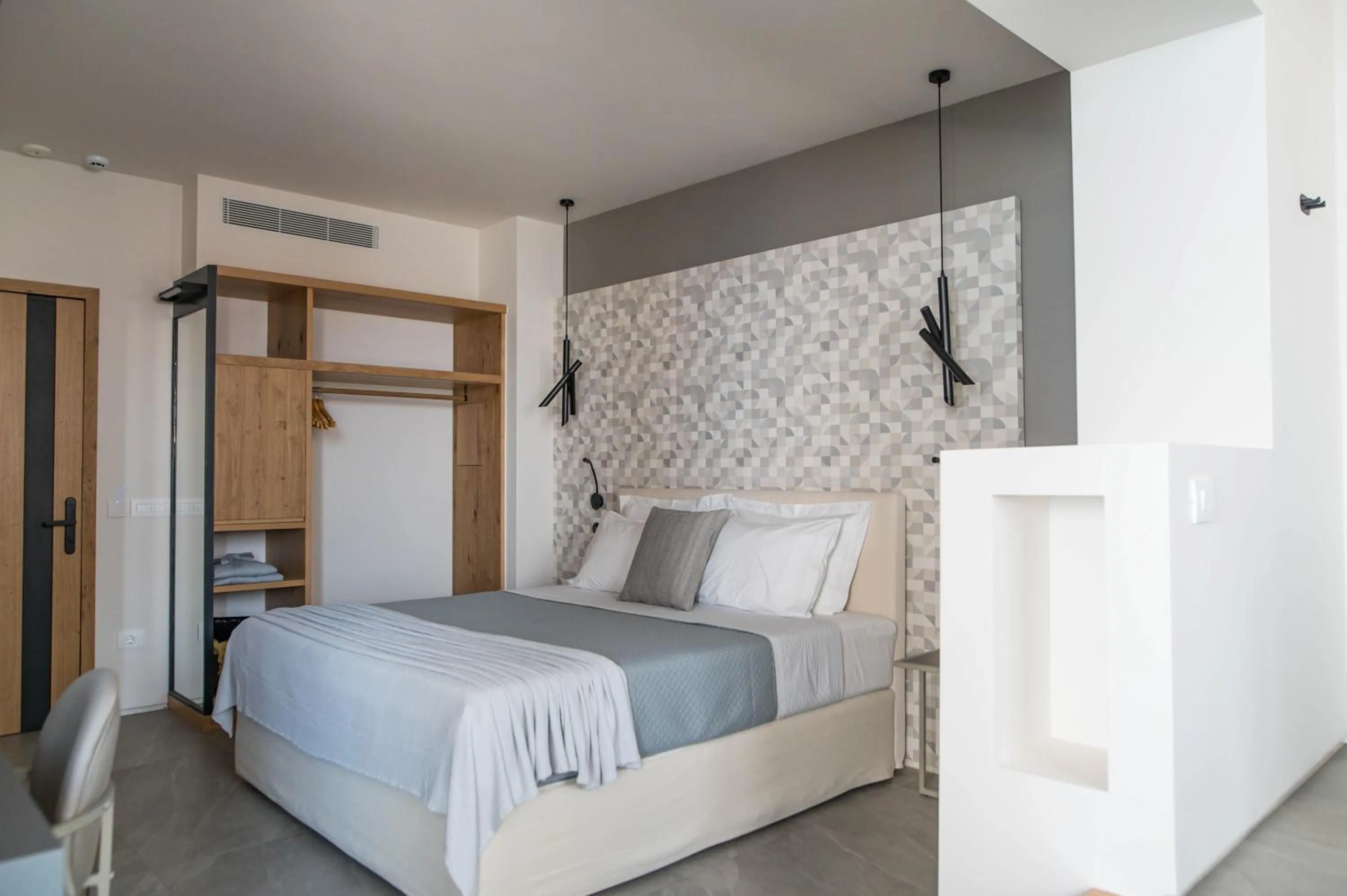 Bedroom, Bed in Alissachni SeaSide Hotel