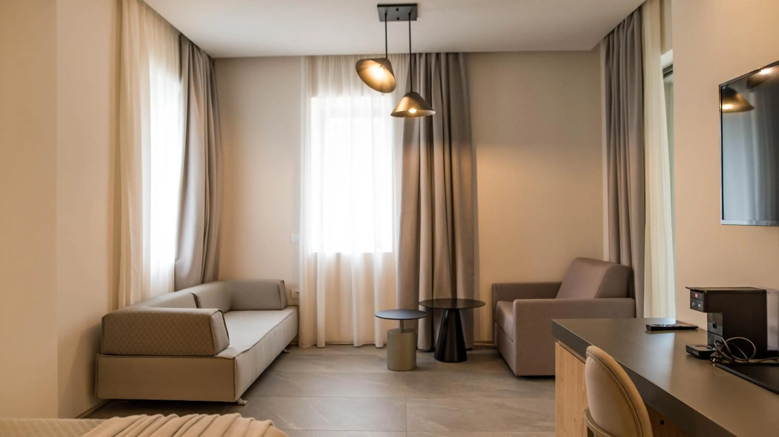 Shower in Alissachni SeaSide Hotel