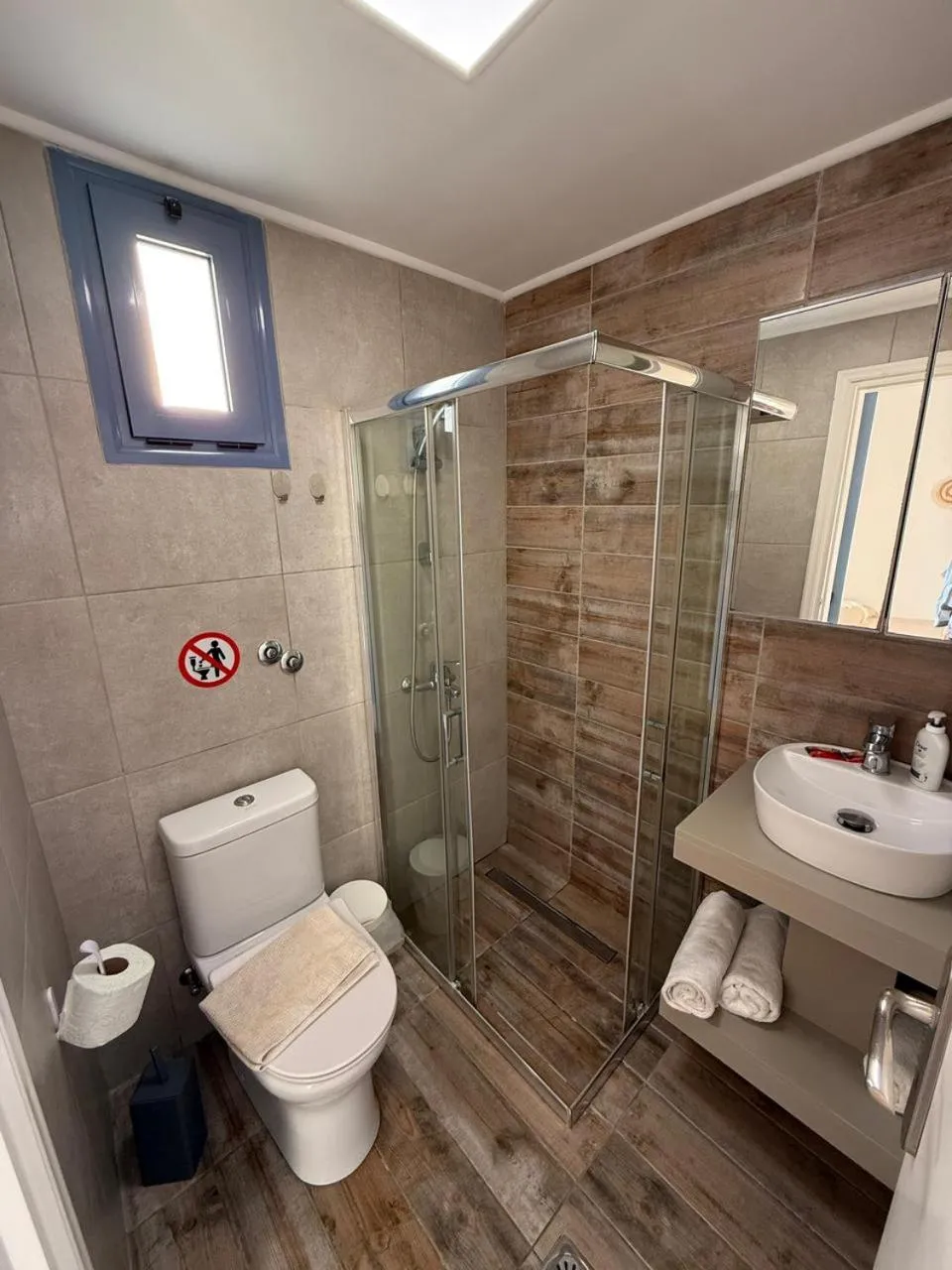 Shower in Nikolas Apartments
