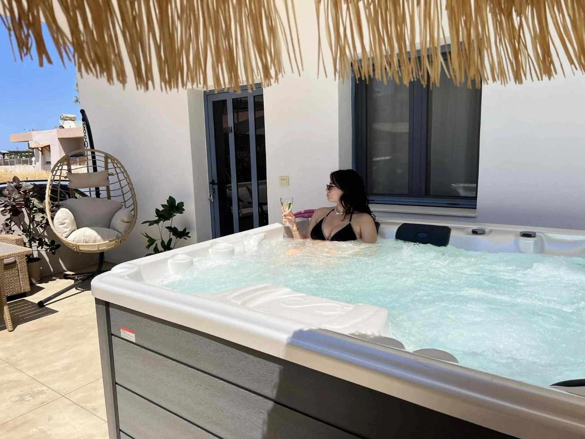 Hot Tub in Nikolas Apartments