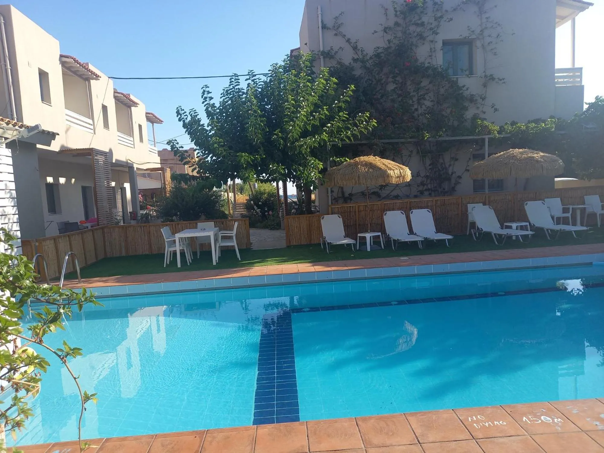 Property building in Nikolas Apartments