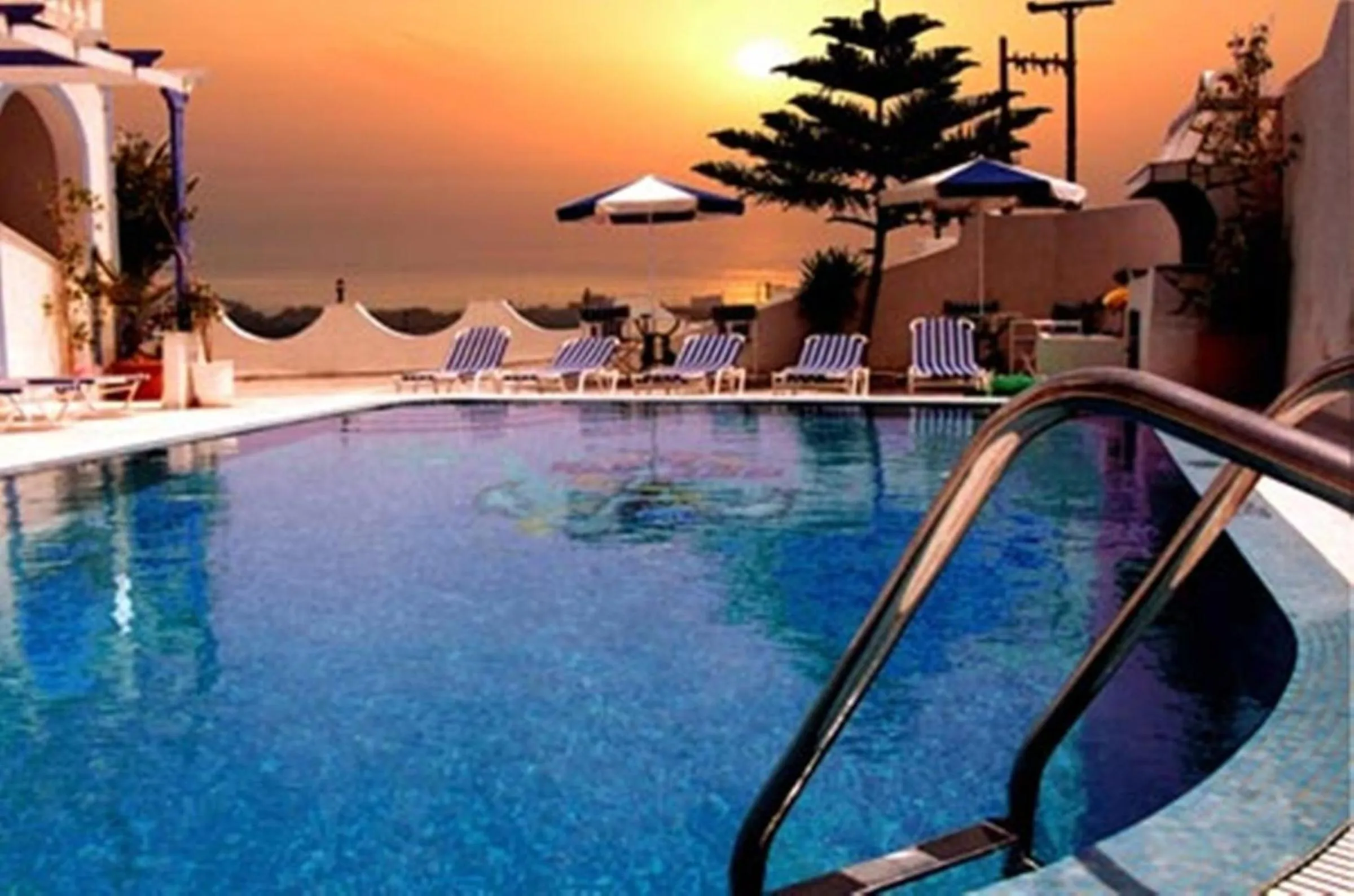 Swimming pool in Stavros Villas