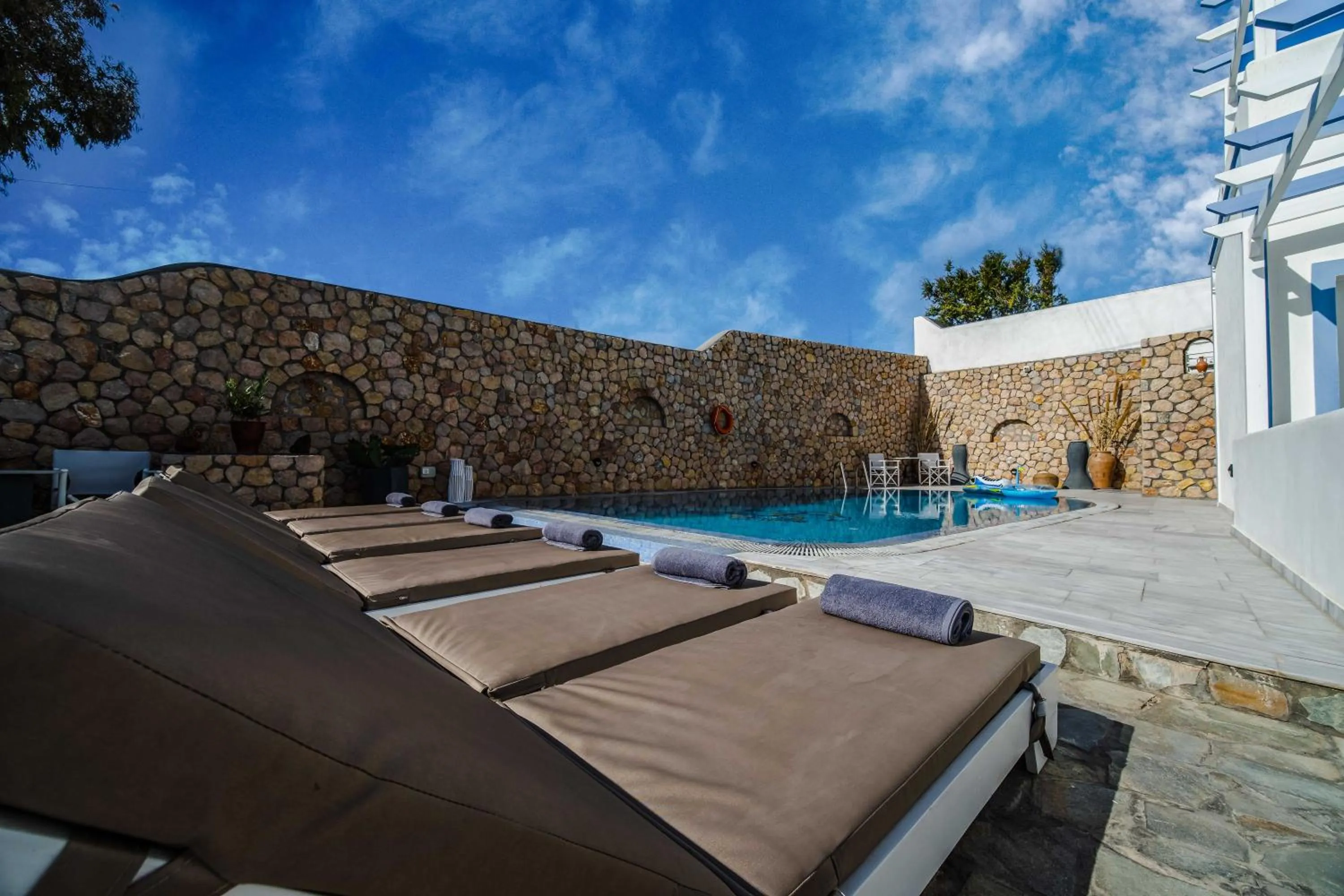 Day in Stavros Villas