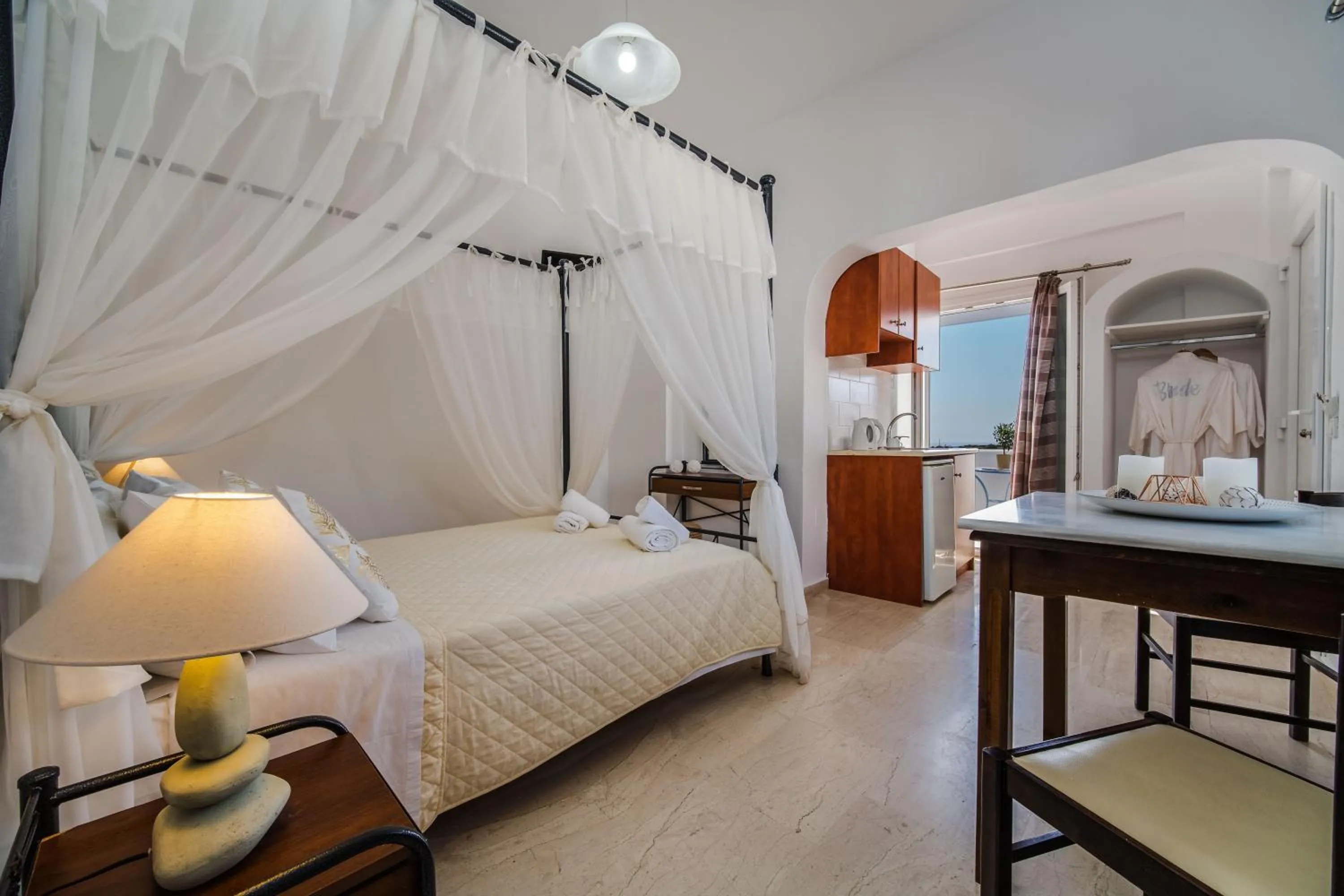 Bed in Stavros Villas