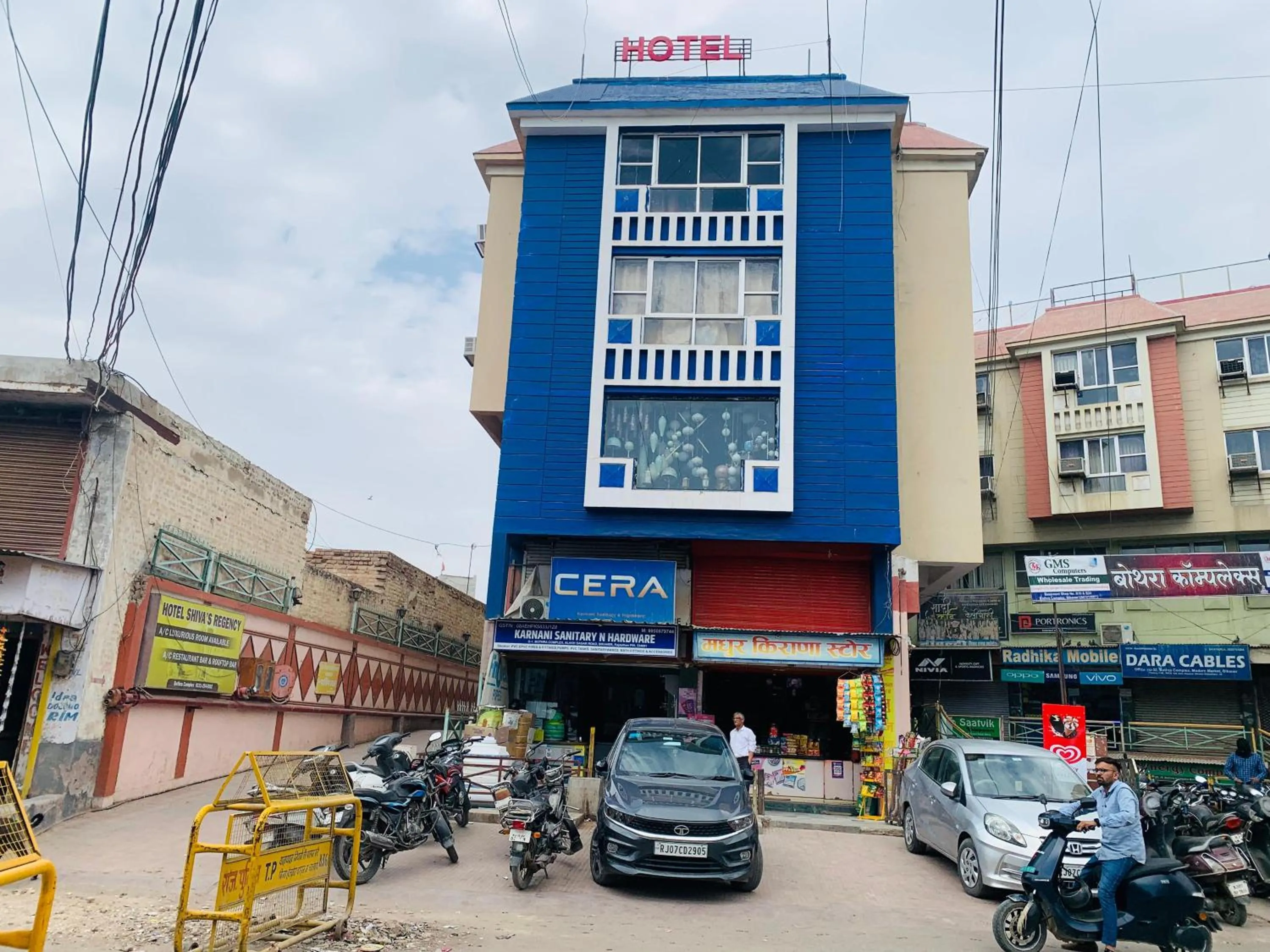 Facade/entrance in Hotel Shiva's Regency