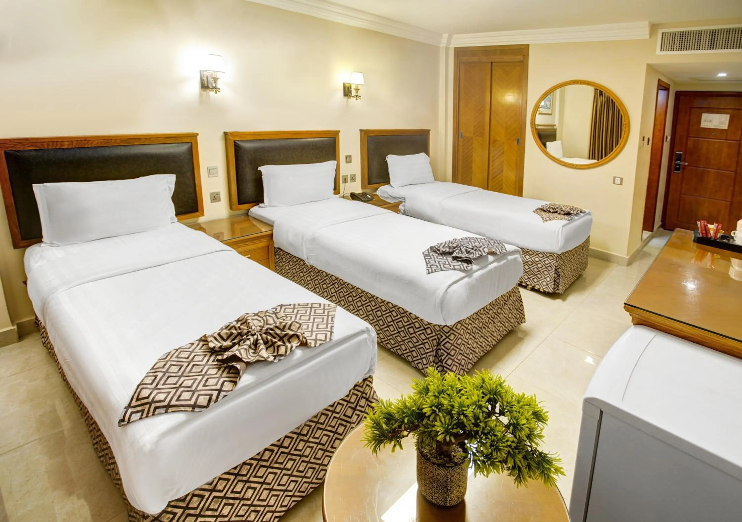 Bed in Dweik Hotel LUXURY 3