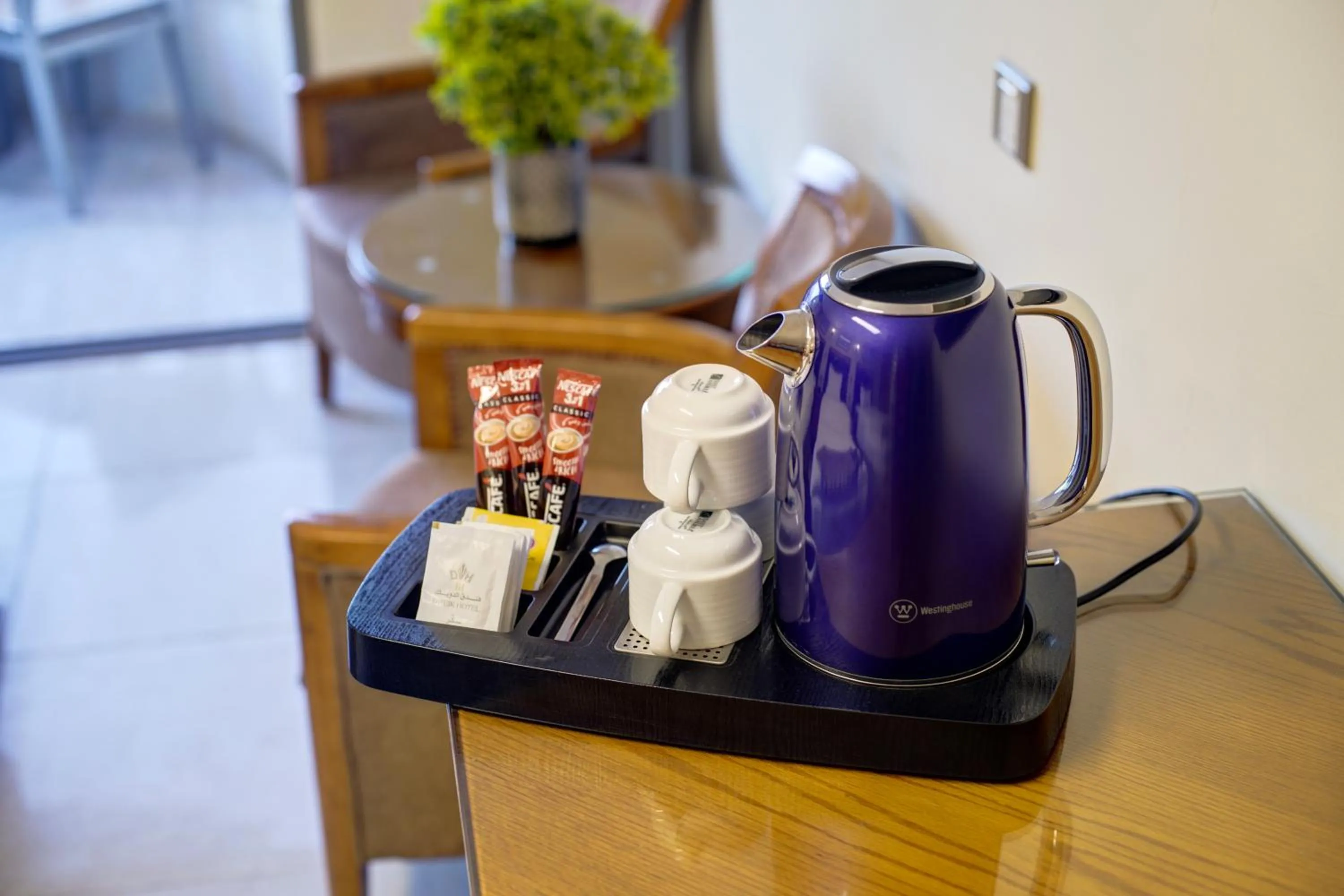 Coffee/tea facilities in Dweik Hotel LUXURY 3