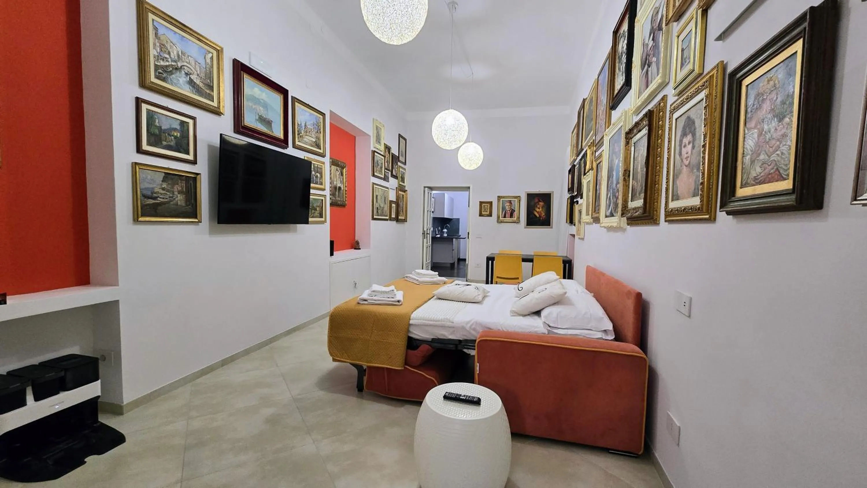 TV and multimedia, Bed in Sorrento My Way Art Suite