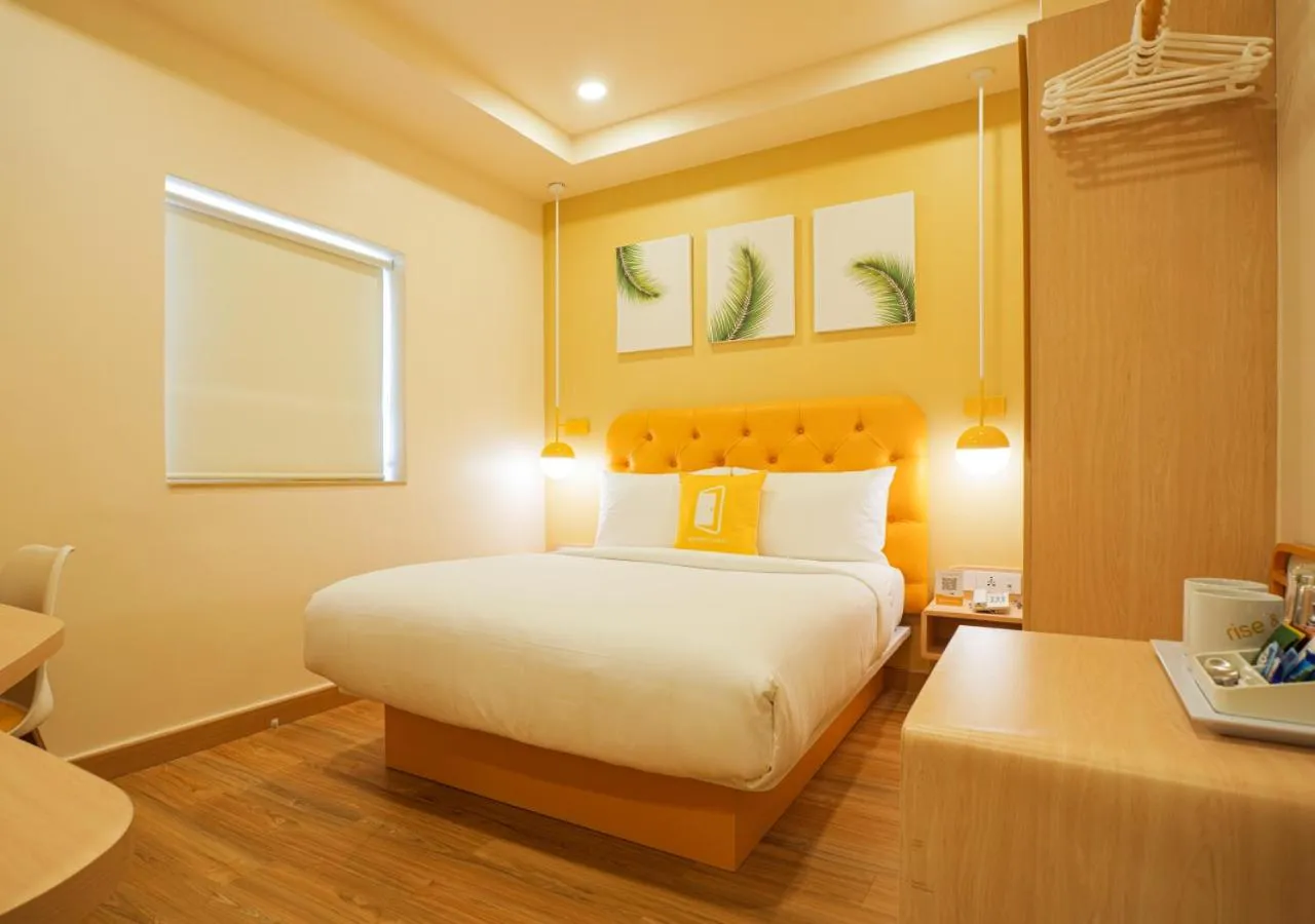 Bed in Bloom Hotel - Koramangala