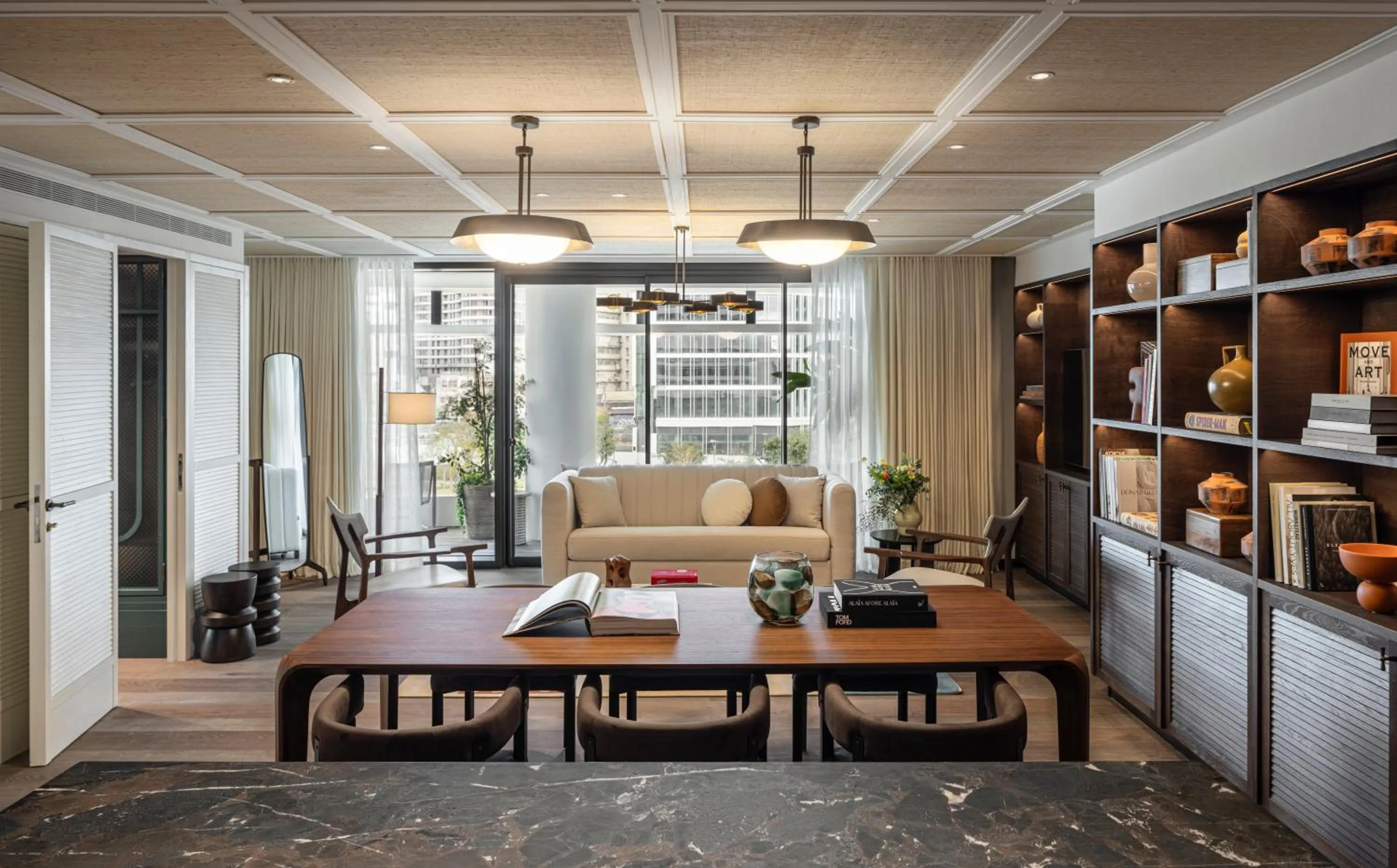 Dining area in The George Tel Aviv