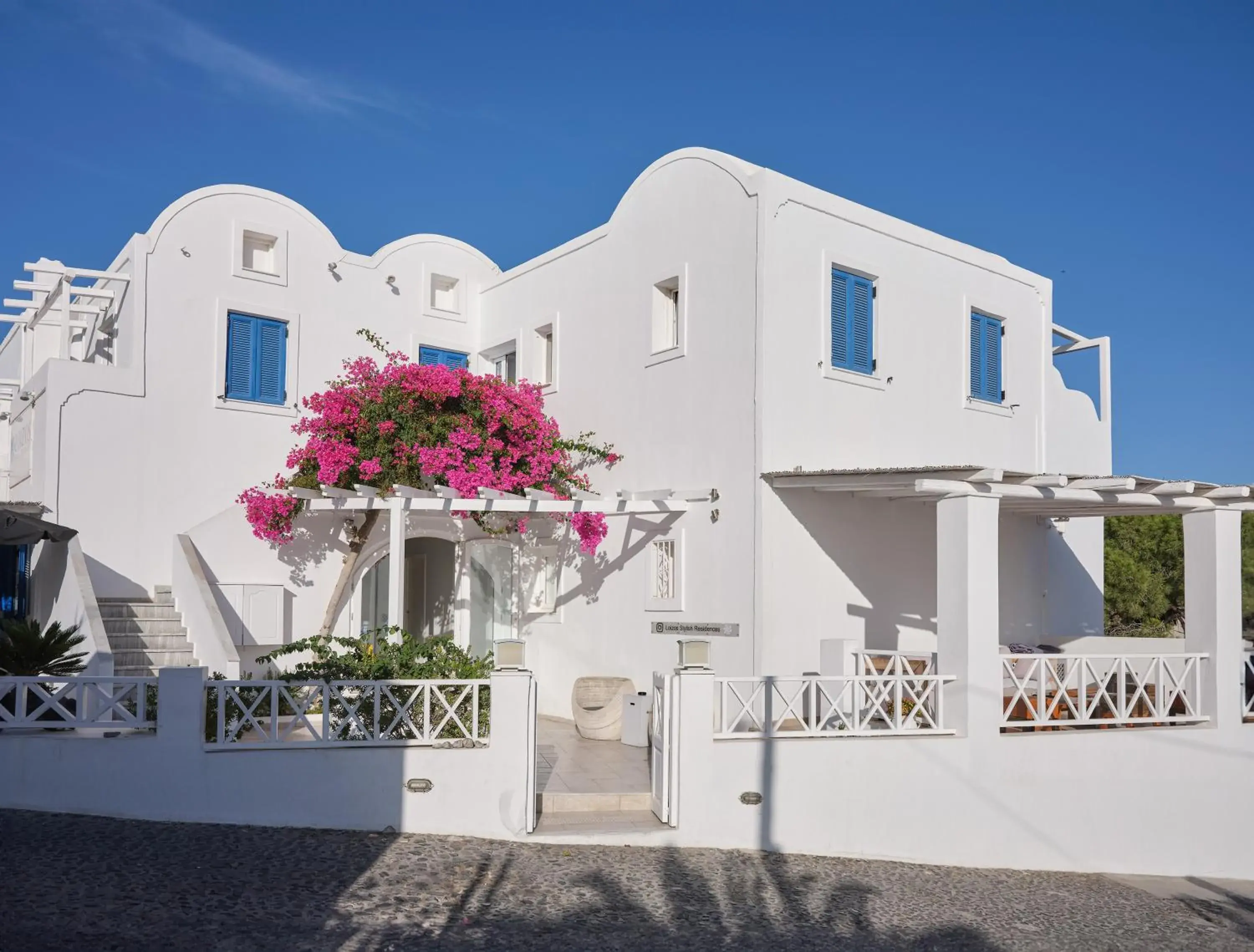 Property building in Loizos Stylish Residences Property building in Loizos Stylish Residences