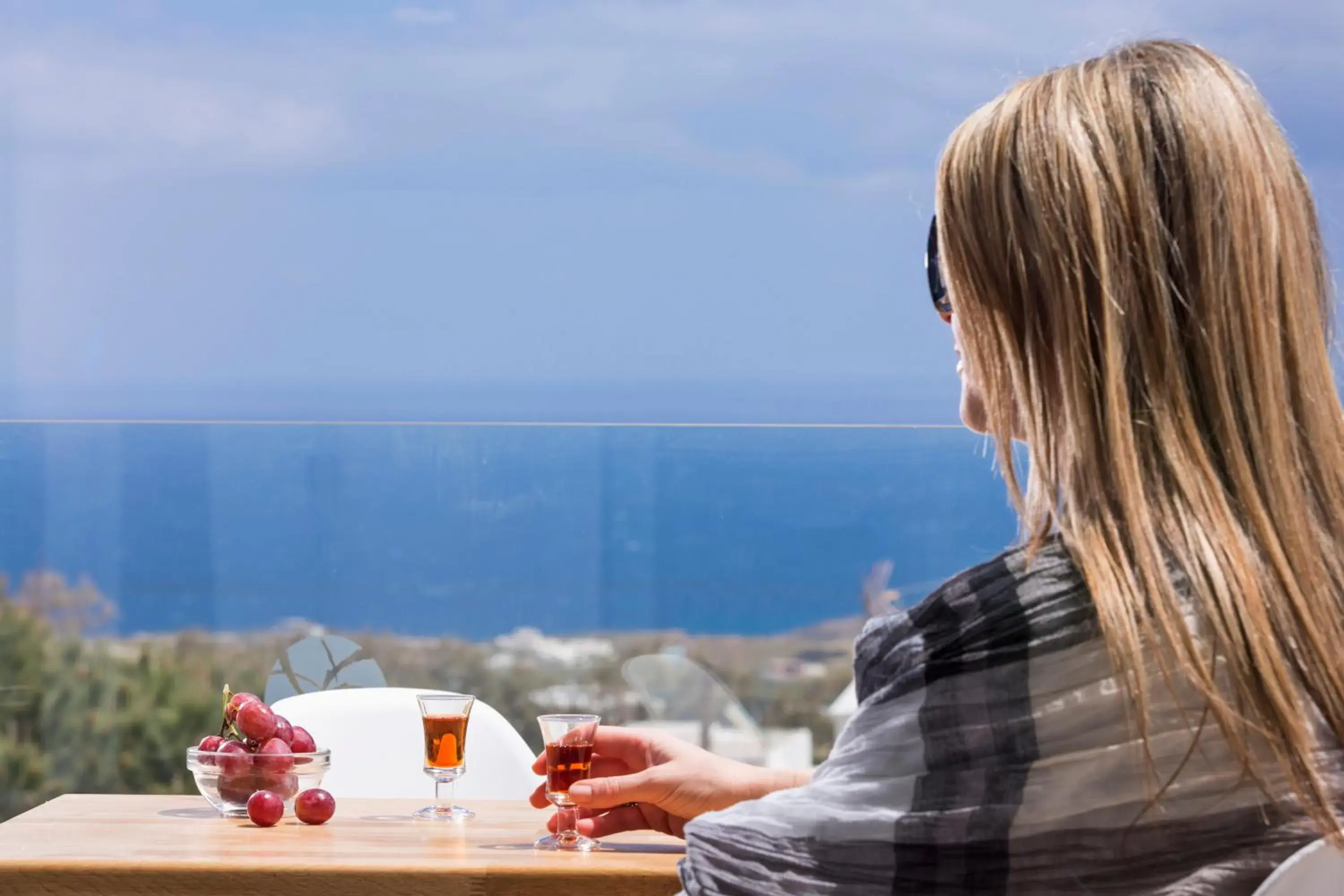 Restaurant/places to eat in Loizos Stylish Residences Restaurant/places to eat in Loizos Stylish Residences