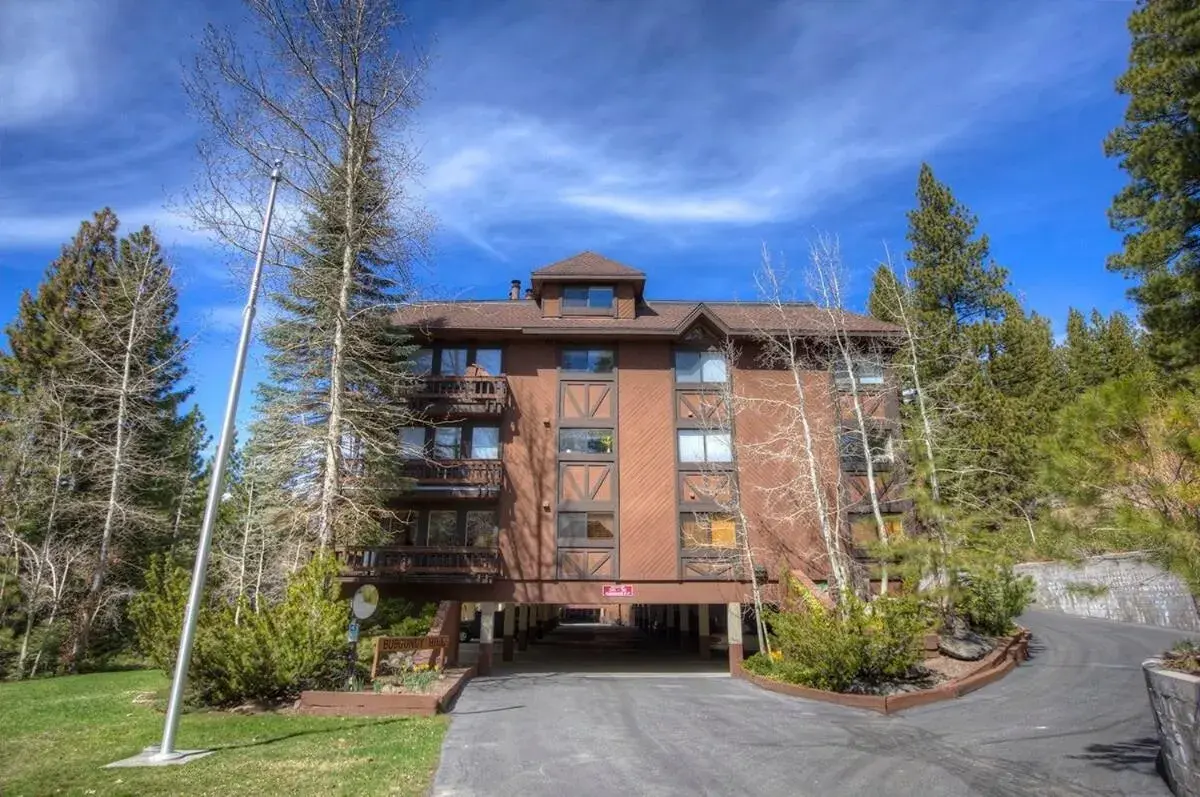 Taste of Burgundy condo Taste of Burgundy condo