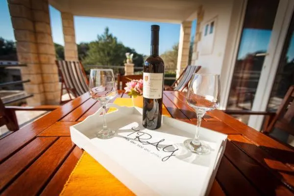 Patio in Villa Porto