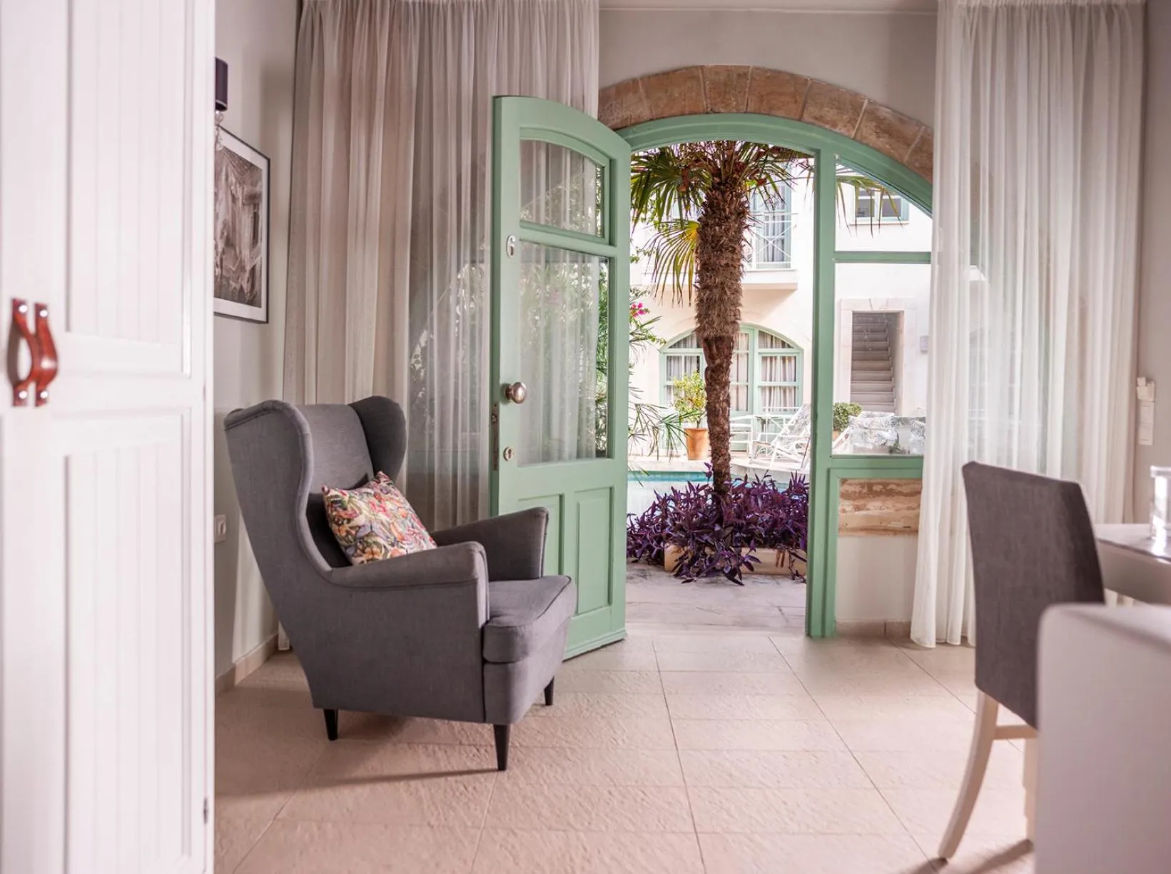 Living room in Mythos Suites Boutique Hotel