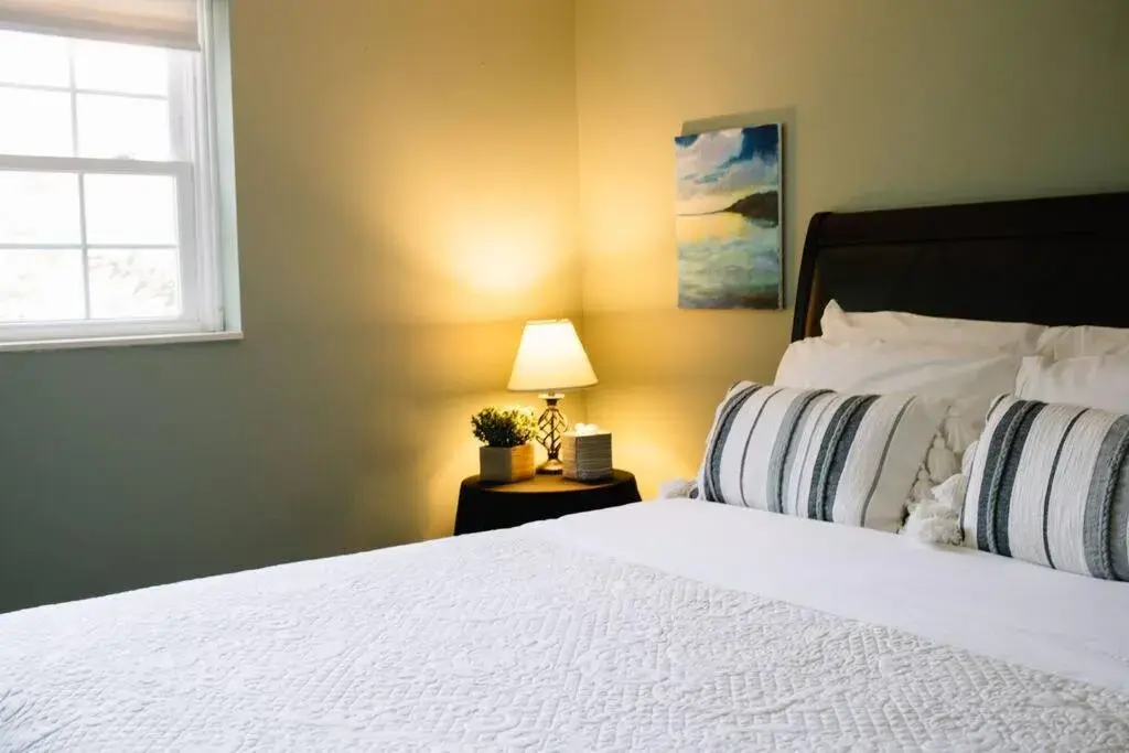 Hilltop Hideaway - 3BDR in Downtown London, KY Hilltop Hideaway - 3BDR in Downtown London, KY