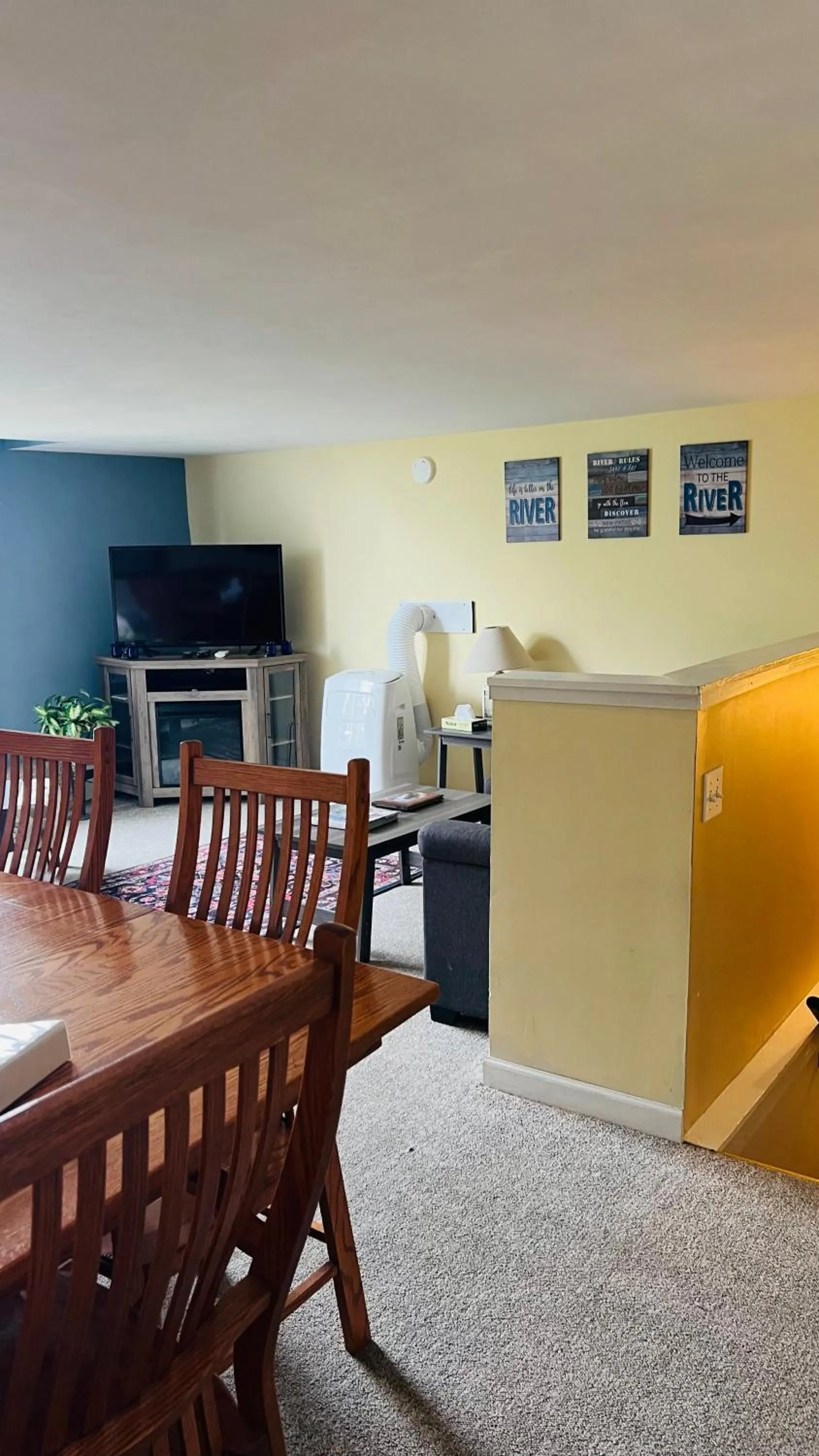 Chateau Country Inn and Captain's Cottage