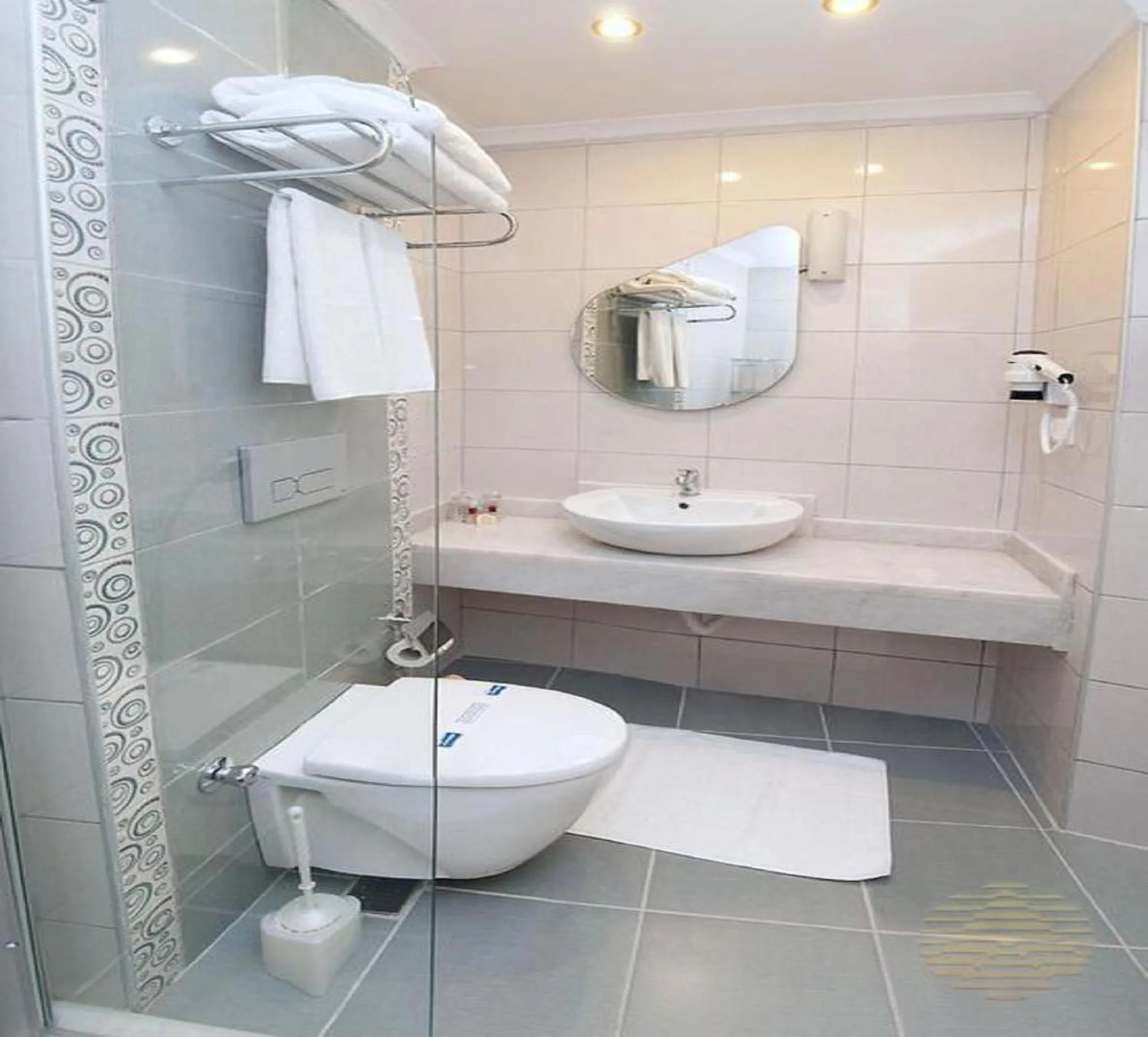 Shower in Azak Hotel