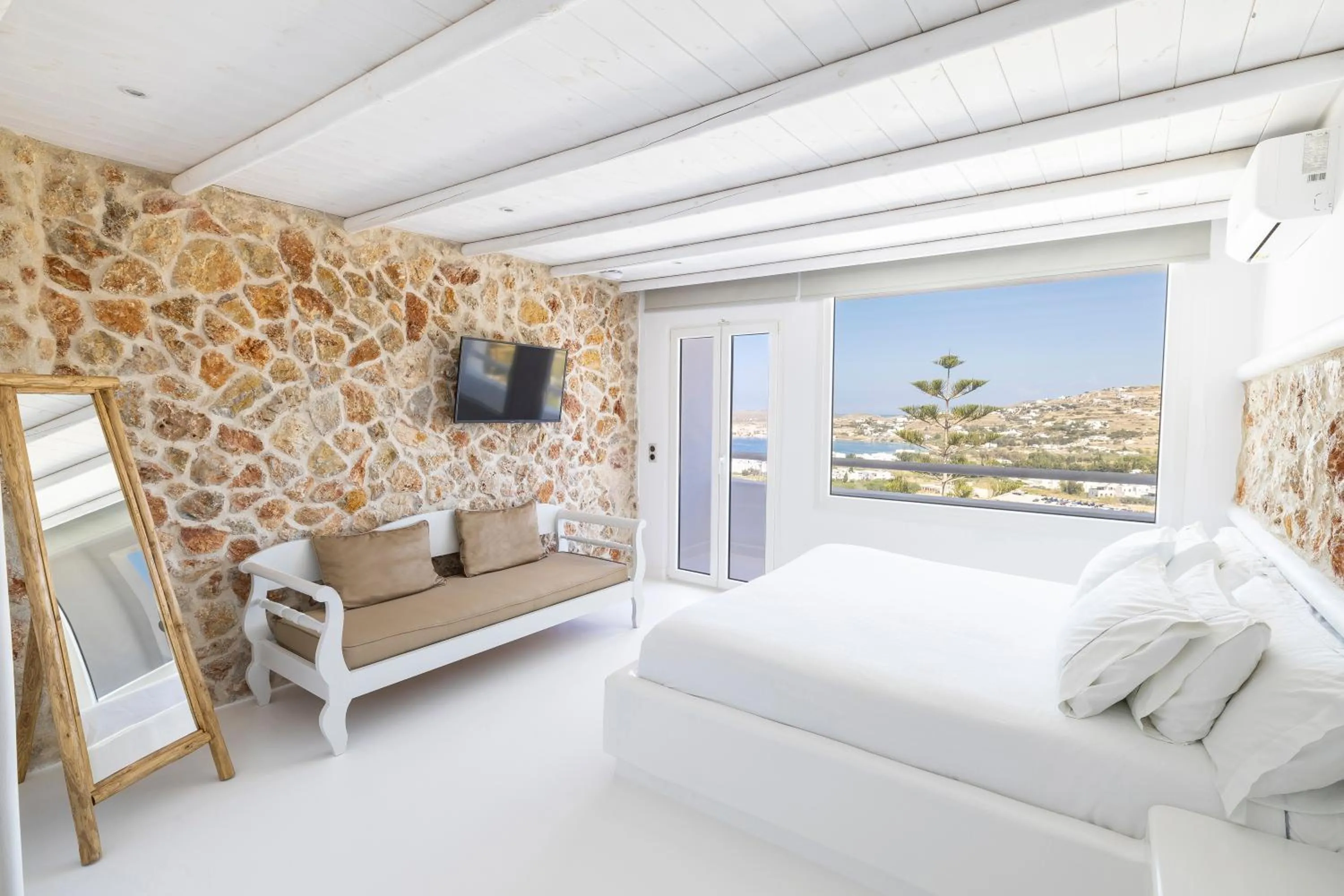 Bedroom, Bed in Paros Palace - Adults Only
