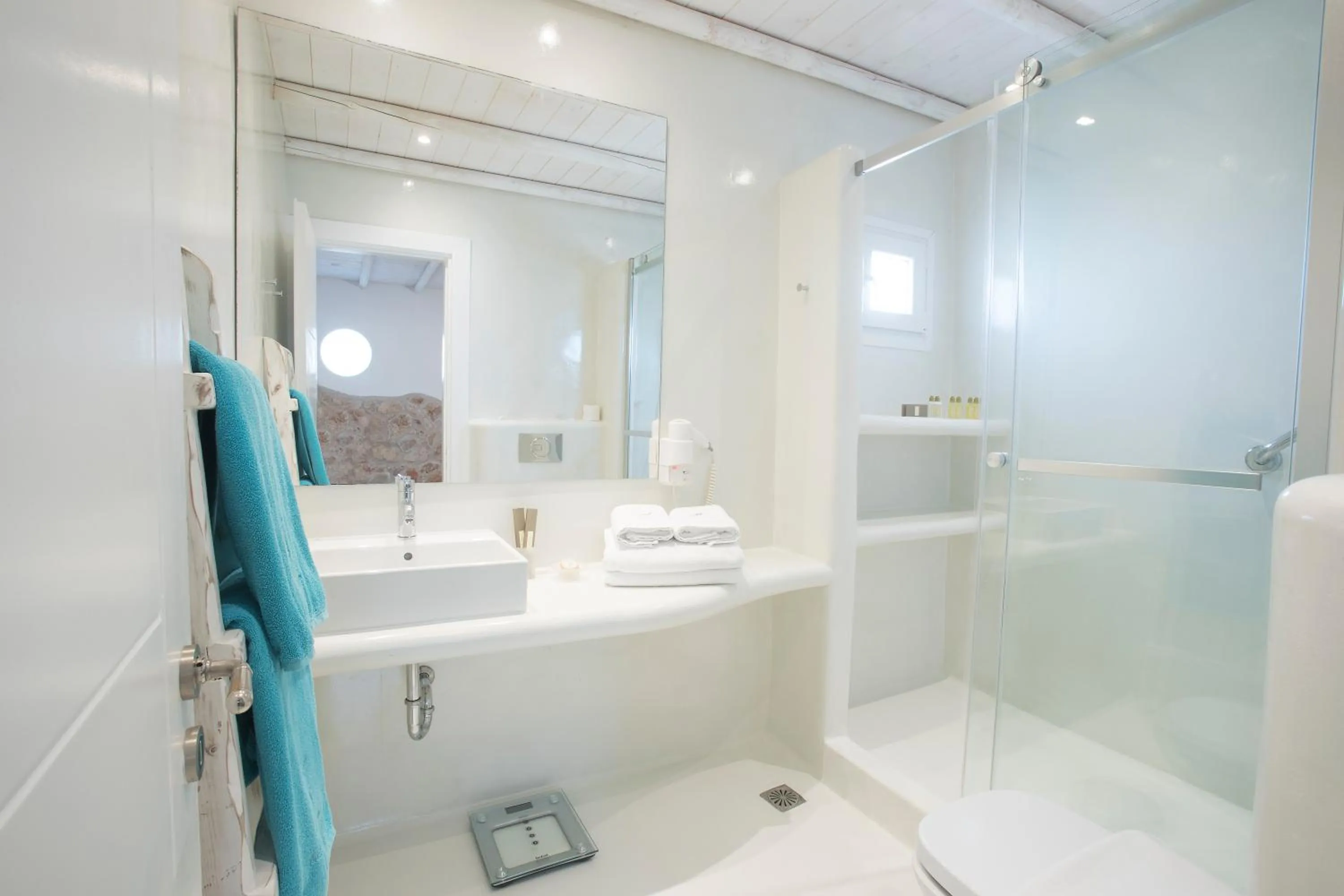 Shower in Paros Palace - Adults Only