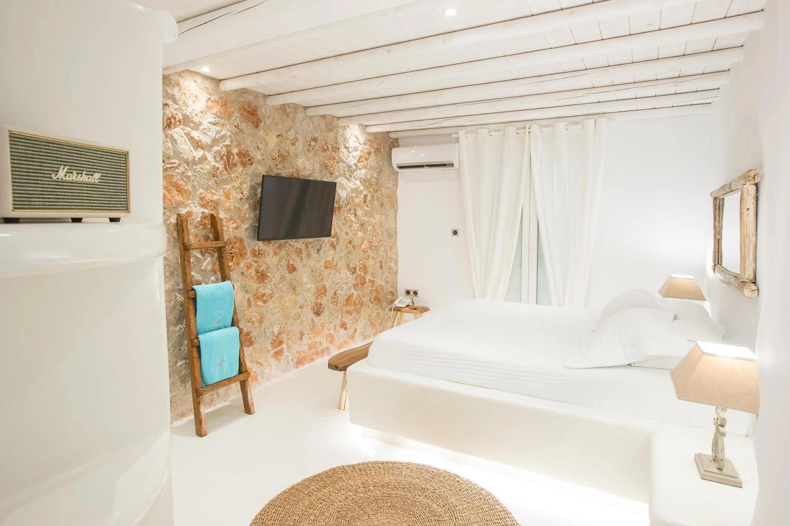 Bedroom, Bed in Paros Palace - Adults Only