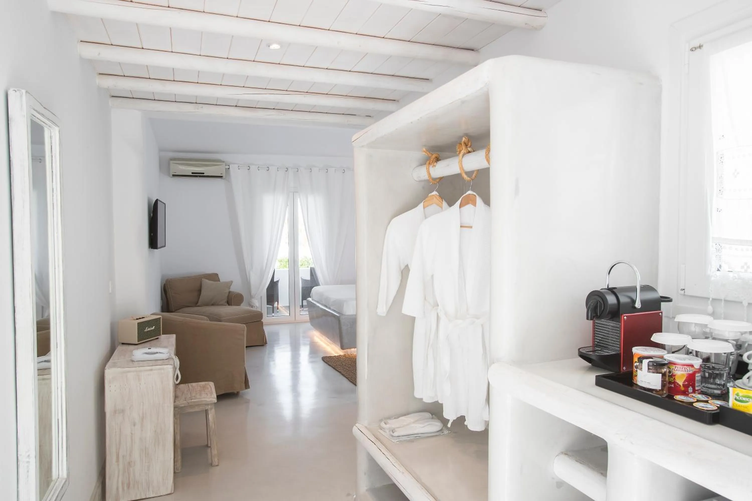 Coffee/tea facilities in Paros Palace - Adults Only