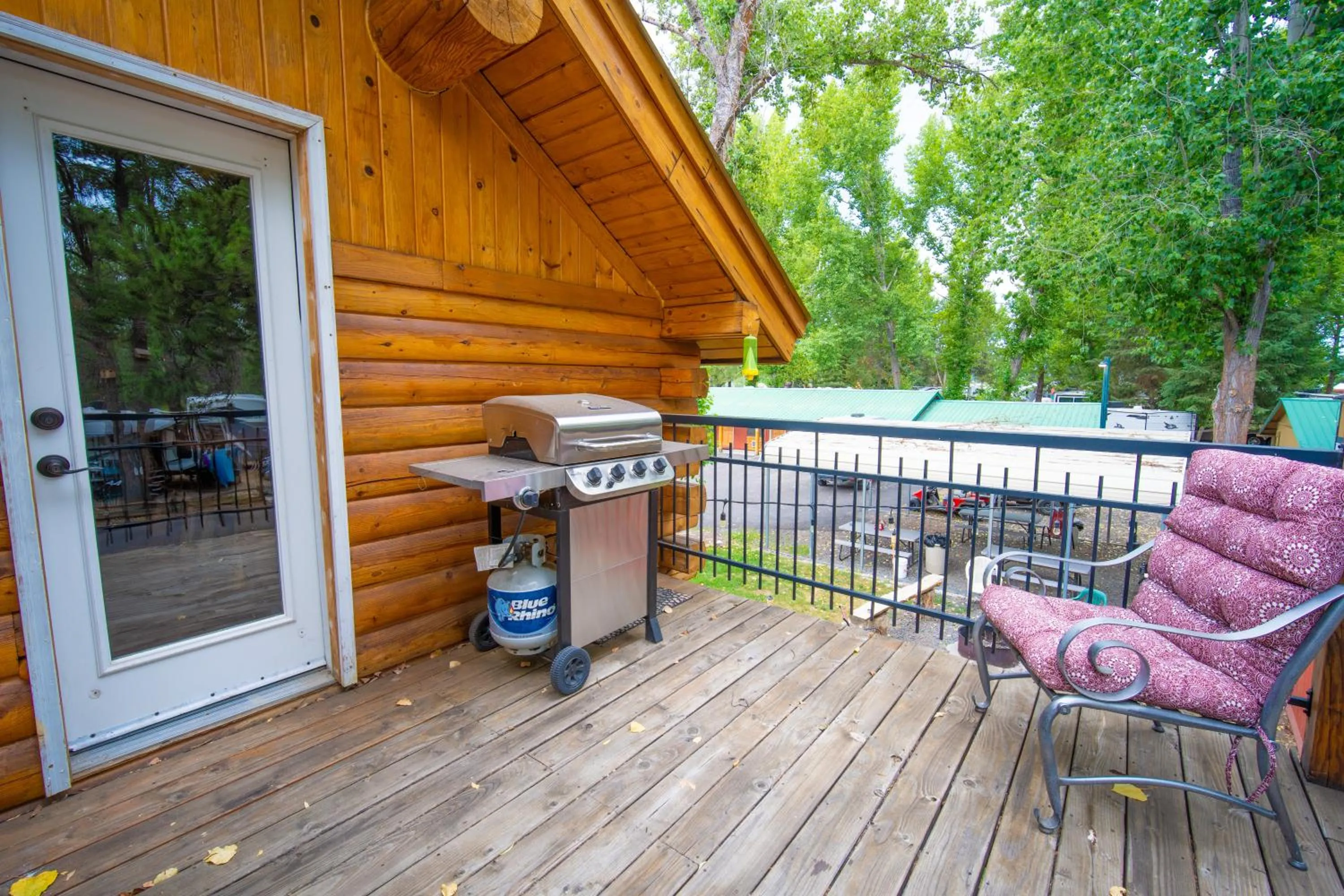 Patio in Alpine Lodge Hotel