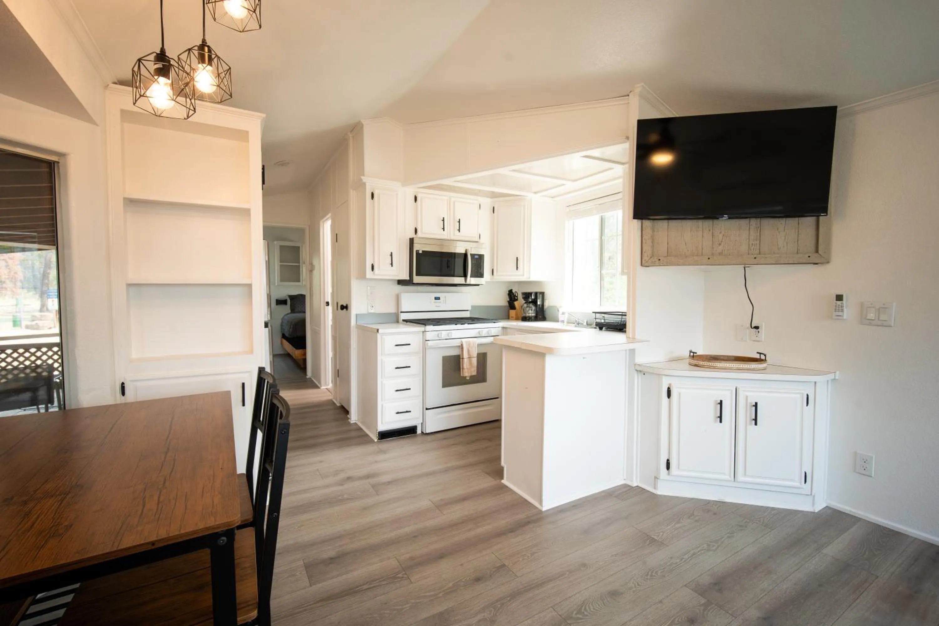 TV and multimedia in Alpine Lodge Hotel