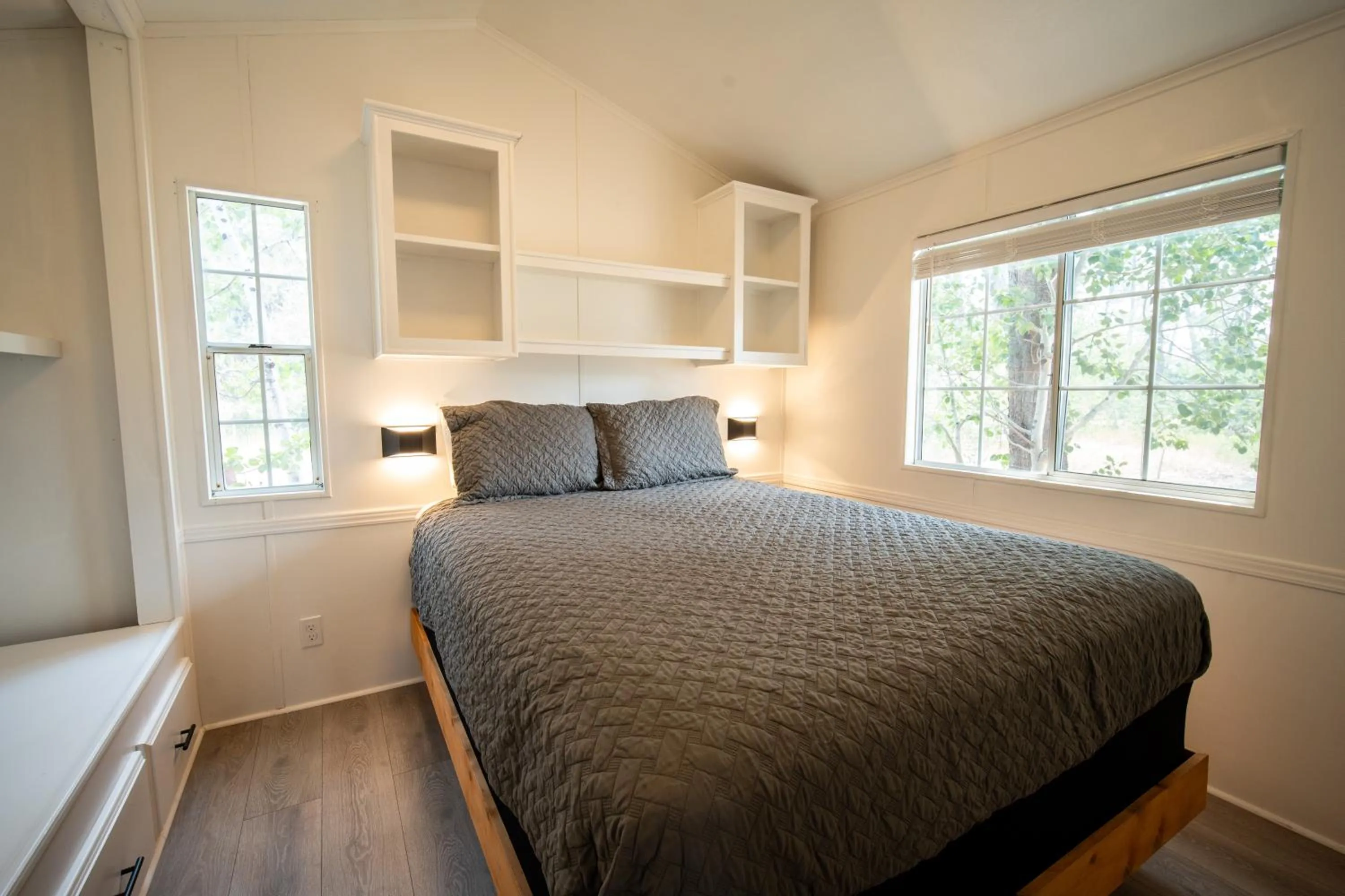 Bed in Alpine Lodge Hotel