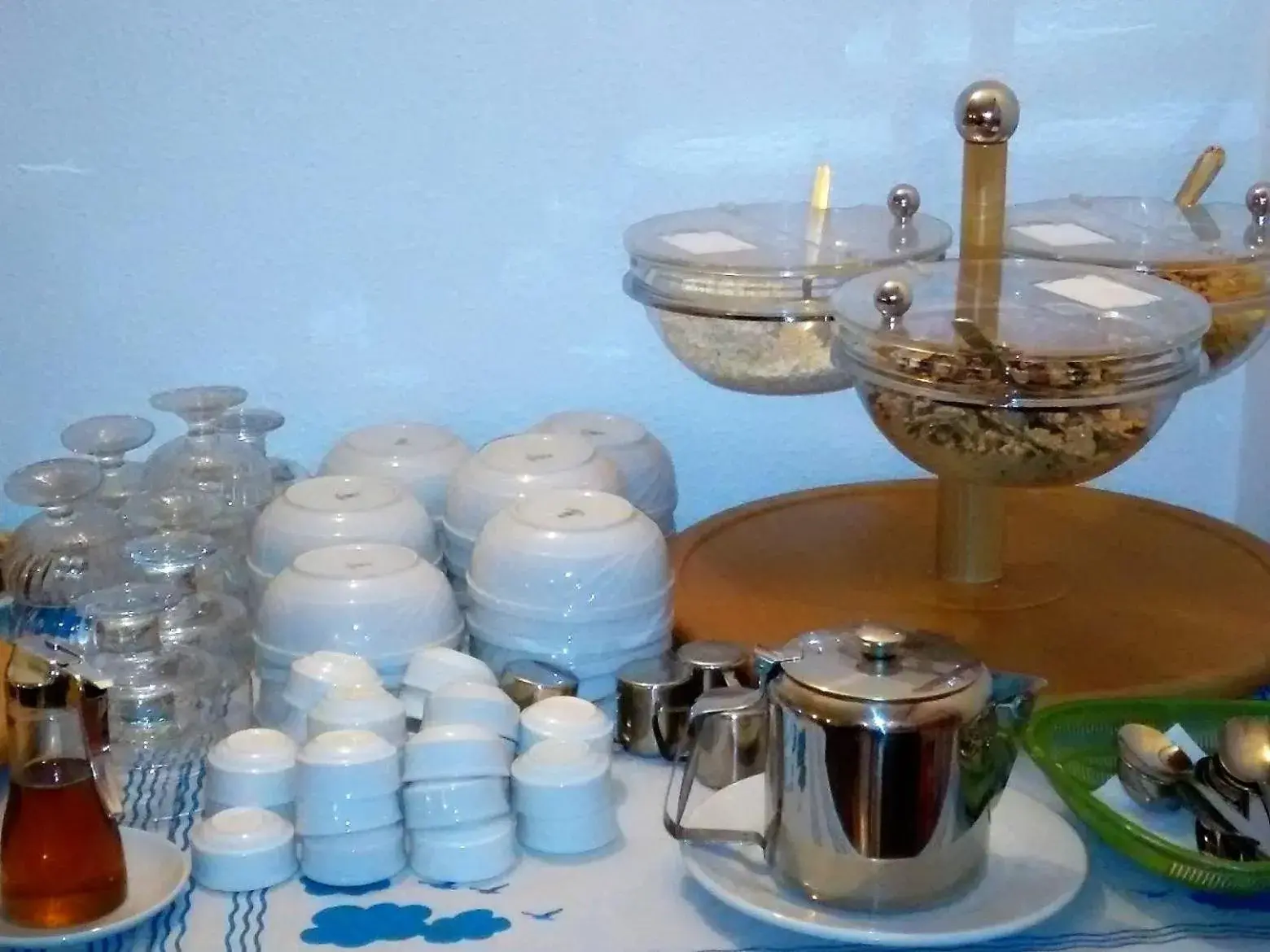 Food and drinks in Adonis Hotel Naxos Food and drinks in Adonis Hotel Naxos