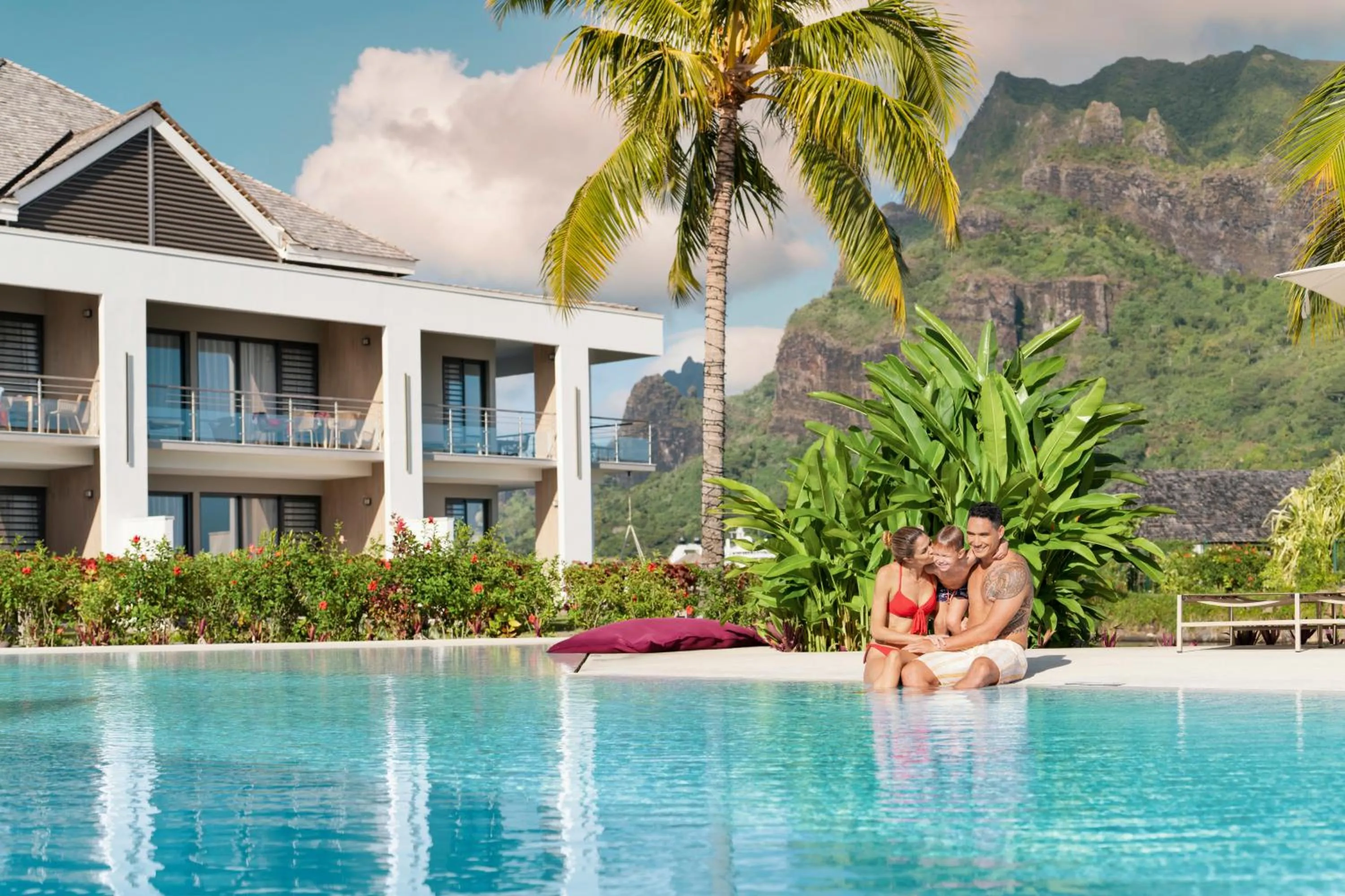Swimming pool in Cook's Bay Hotel & Suites