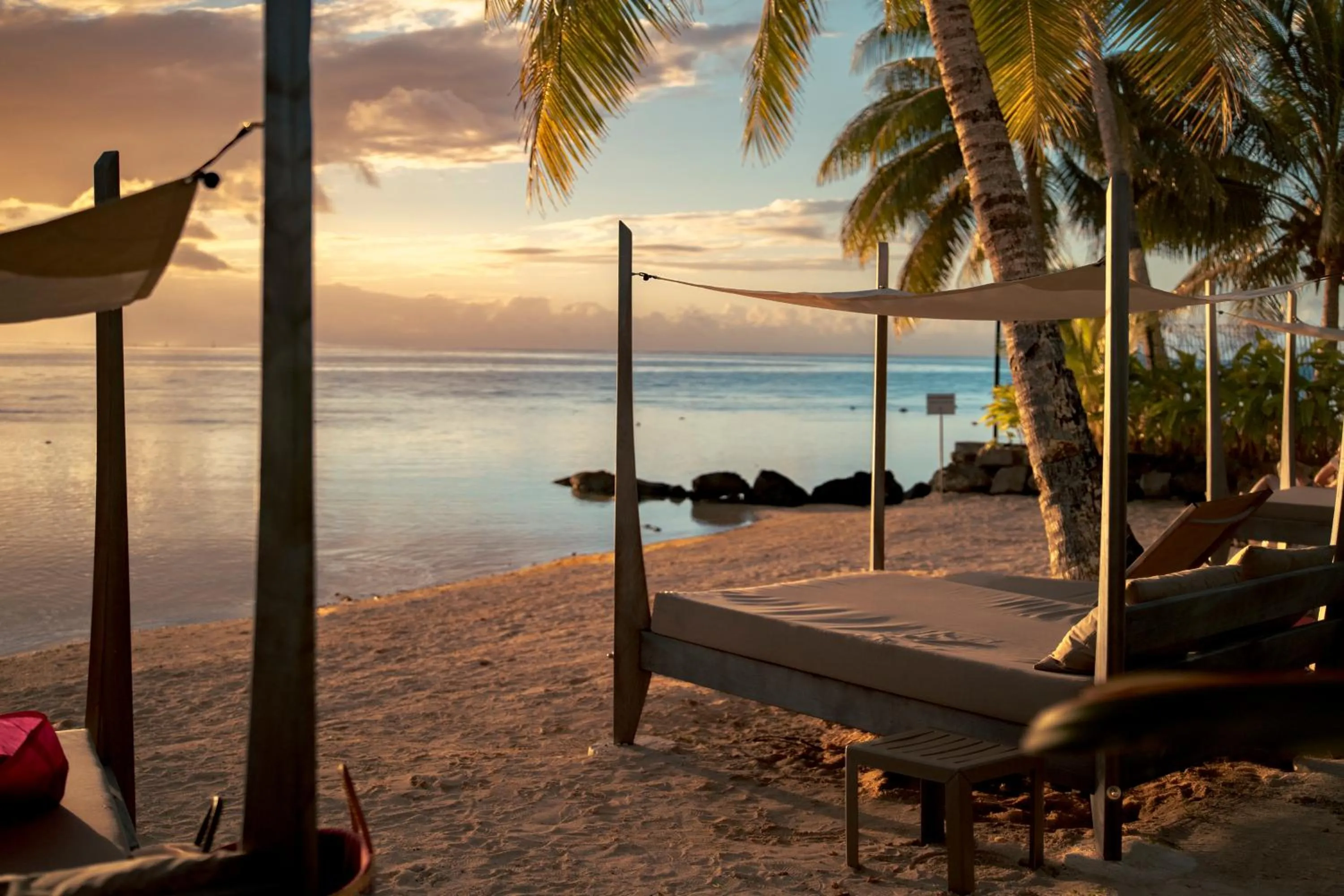 Beach in Cook's Bay Hotel & Suites