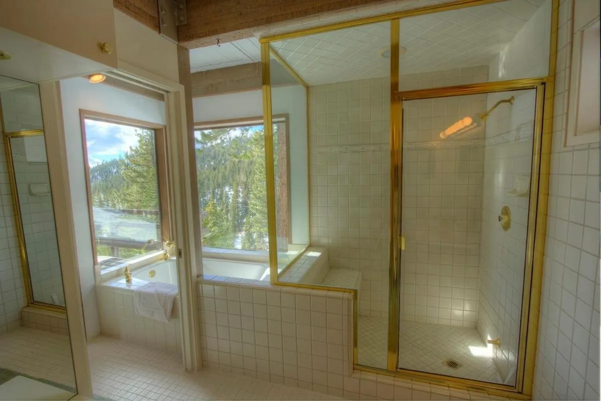 Tumbleweed Pines home