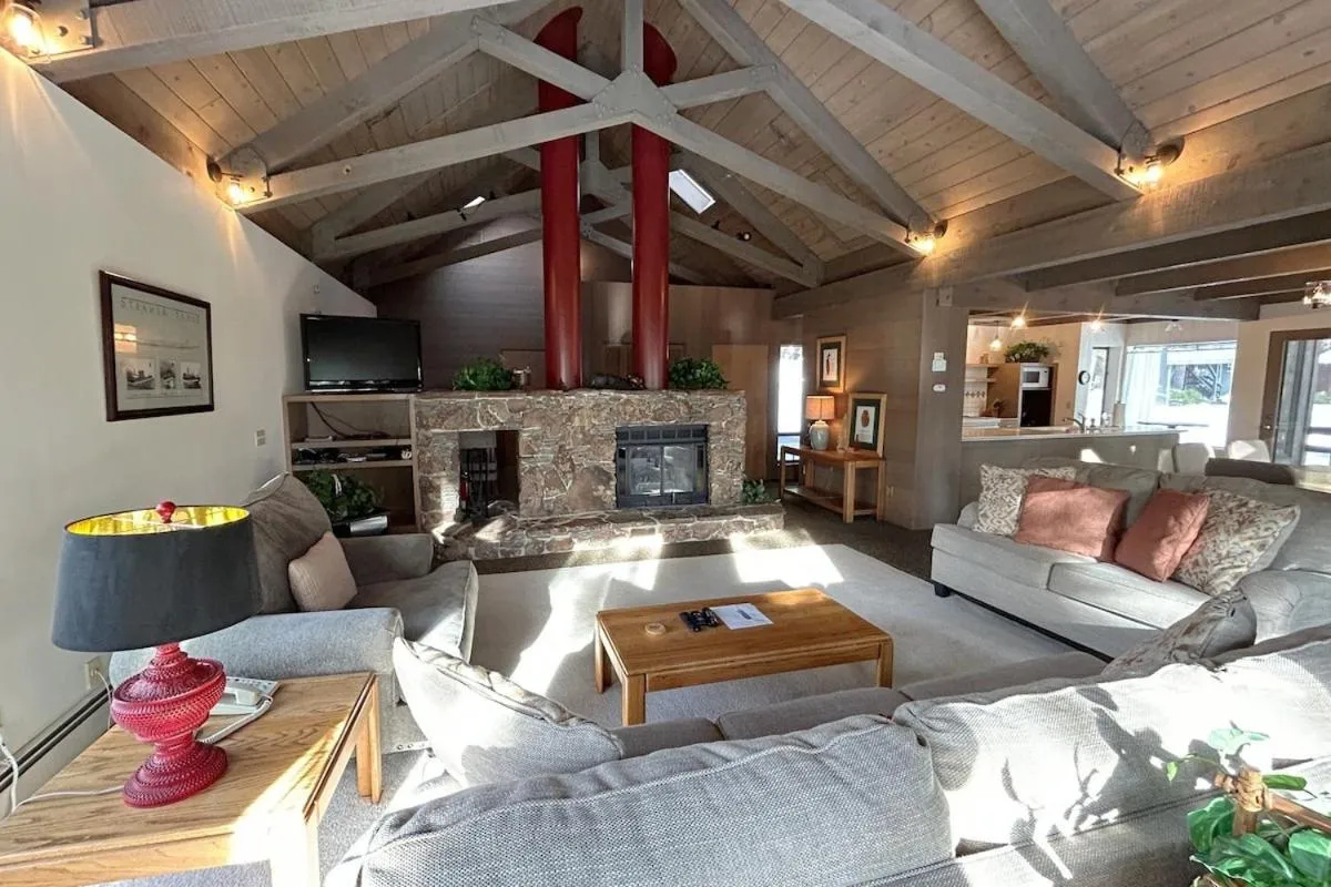 Tumbleweed Pines home