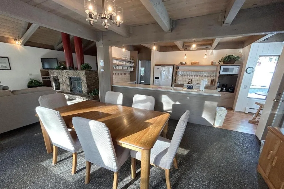 Tumbleweed Pines home