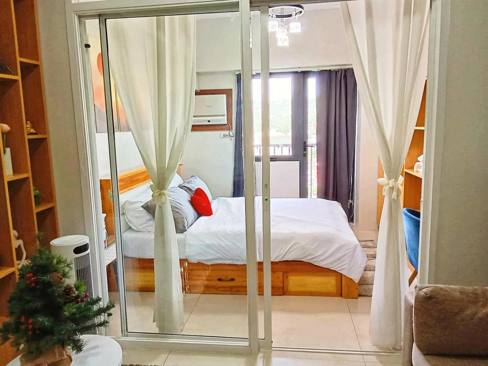 1 bedroom condo unit at Sundance Residences
