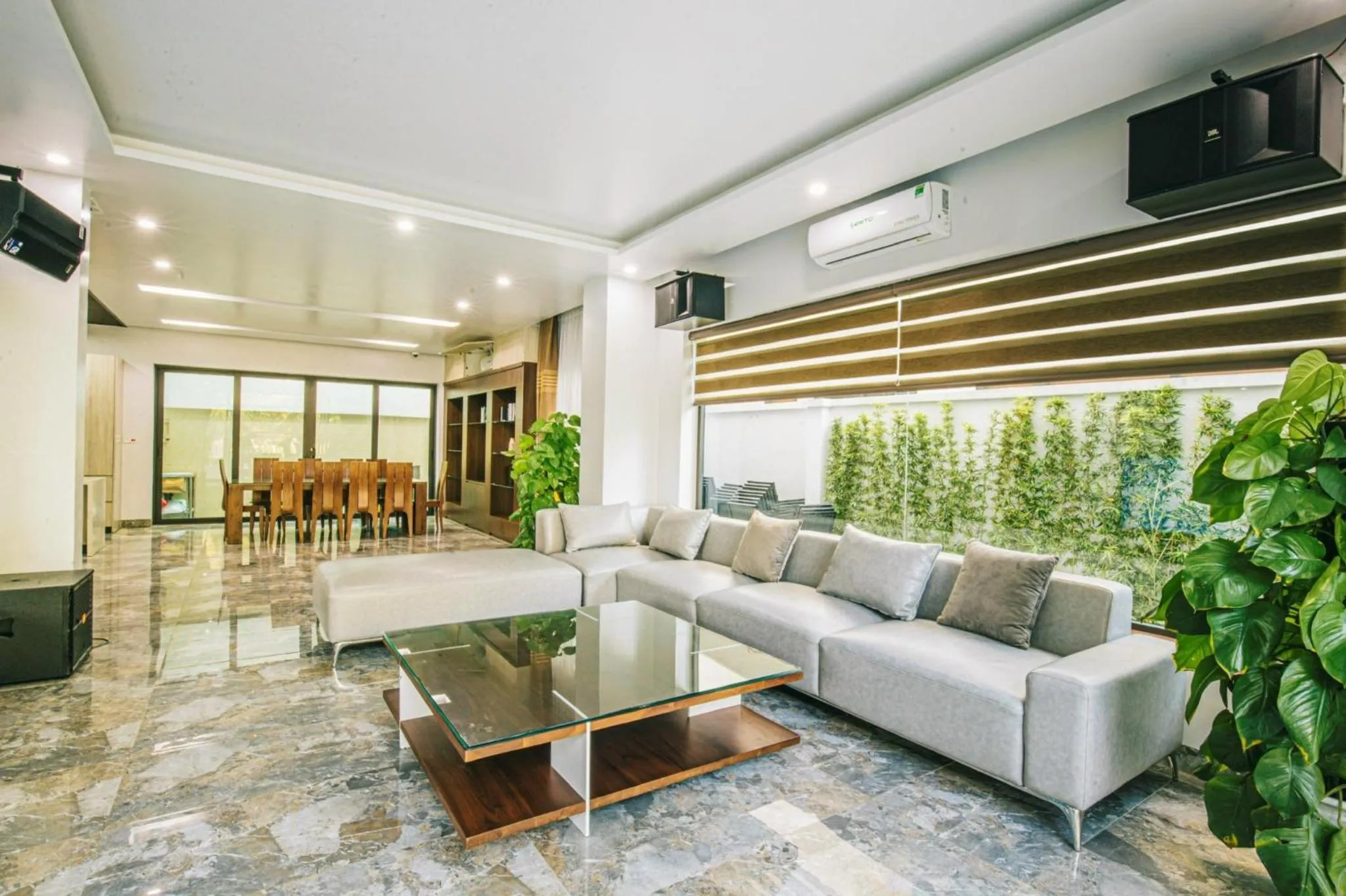 Communal lounge/ TV room in Villa FLC Sầm Sơn , Căn Vip FLC