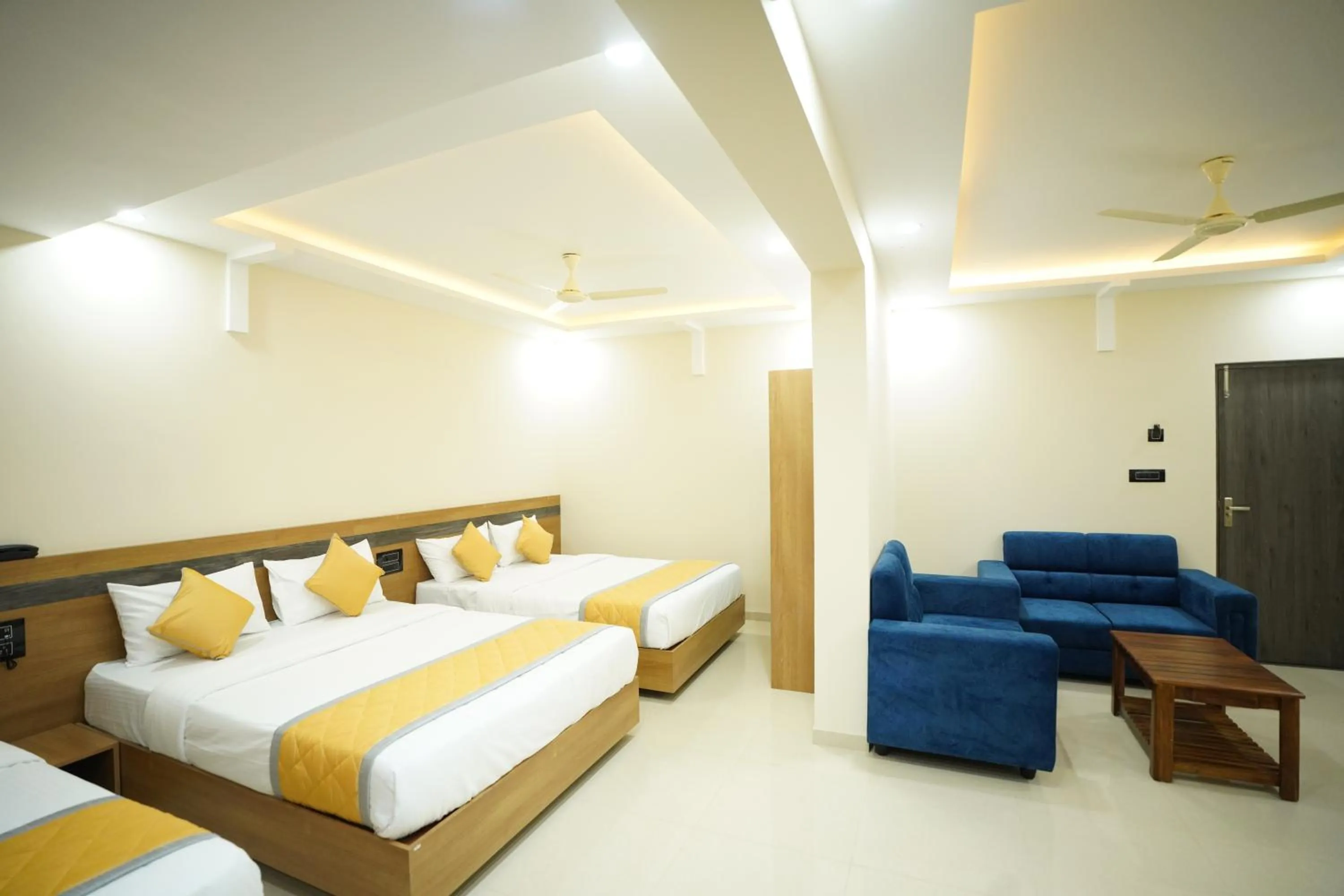 Bed in Hotel Mangalore Stay INN