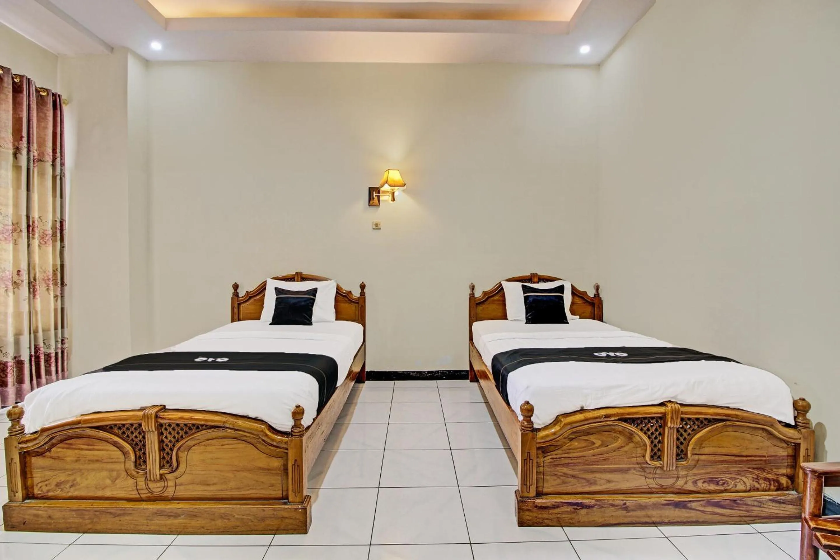 Bedroom, Bed in Collection O 92242 Hotel Tanjung Emas