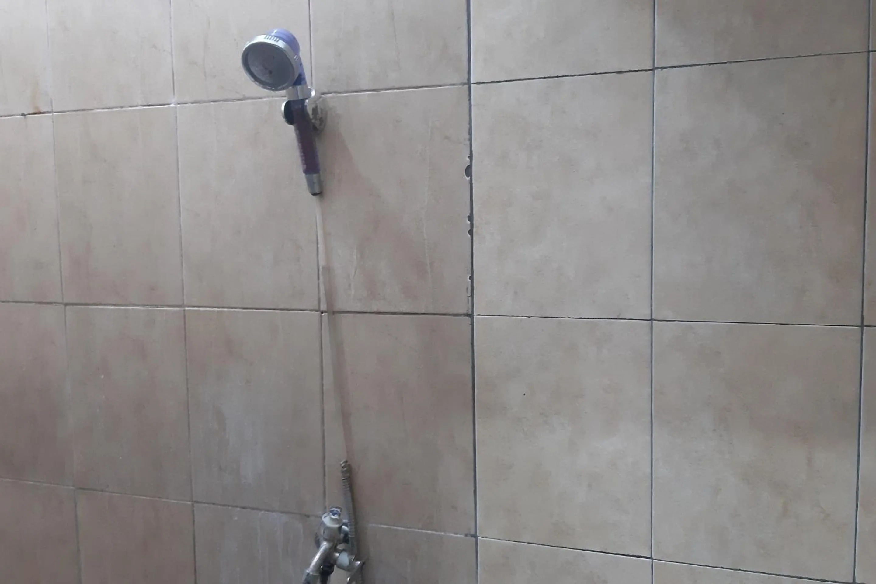 Bathroom in Hotel O Fanilly Guest House MarabahanNearJembatan Rumpiang