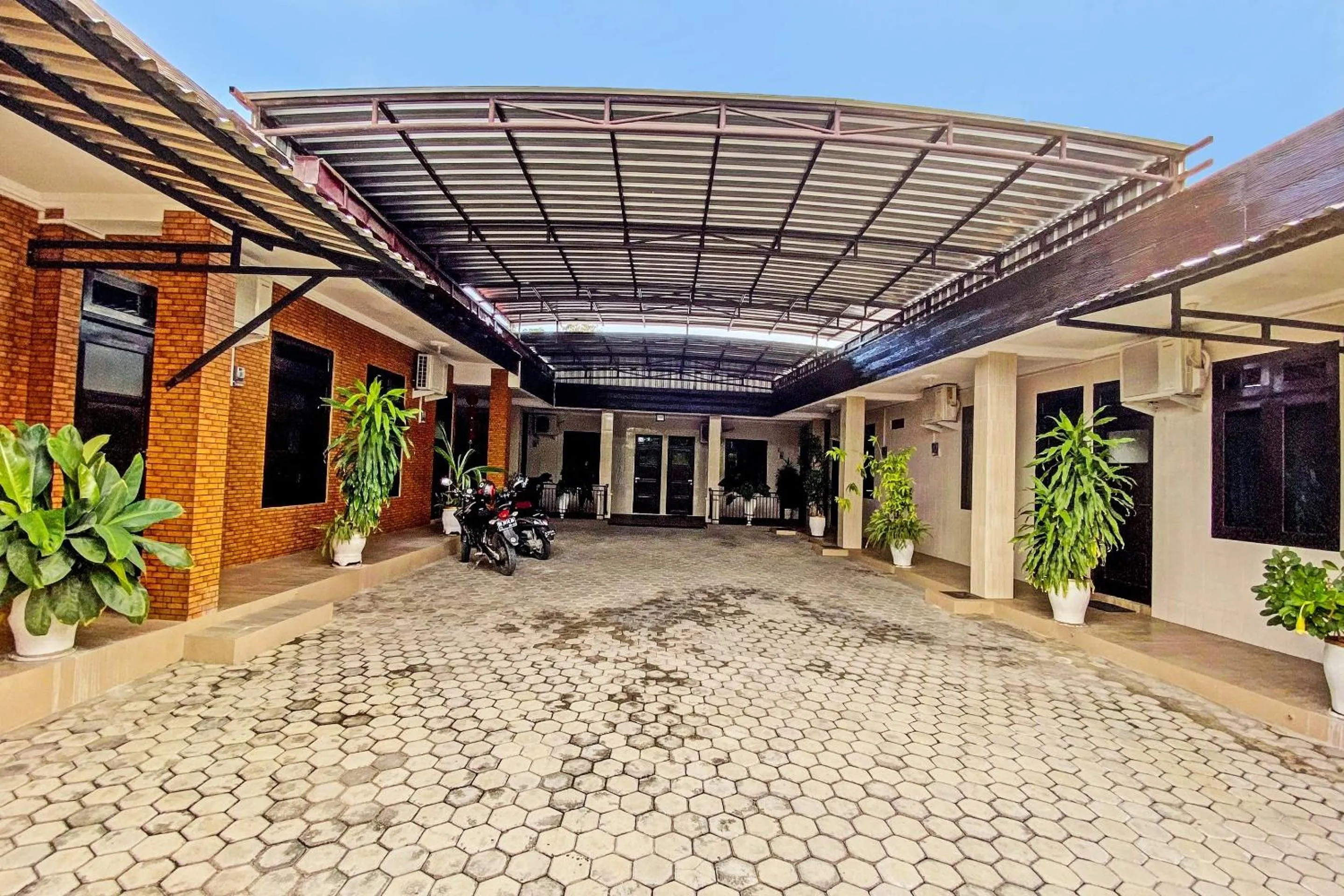 Facade/entrance in Hotel O Mariko's House