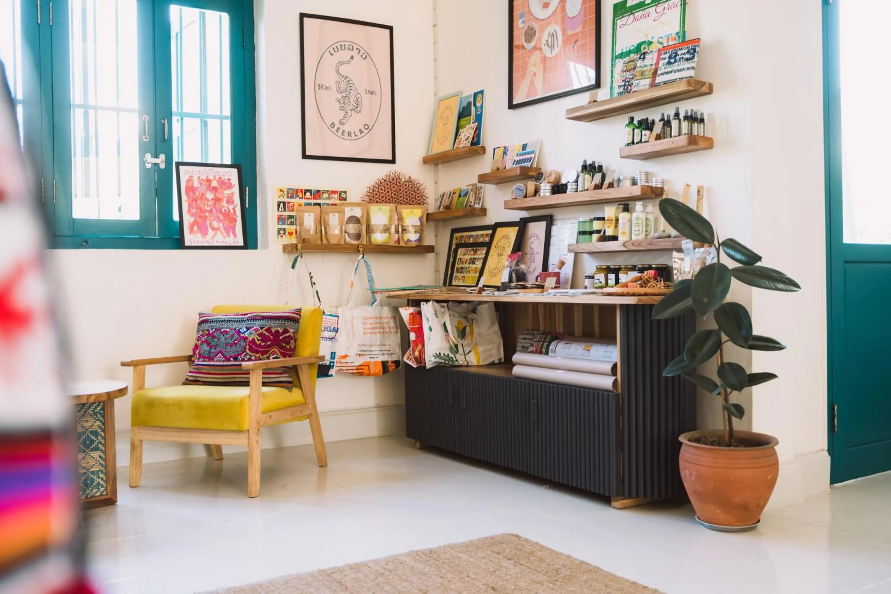 Shopping Area in Baan Pila