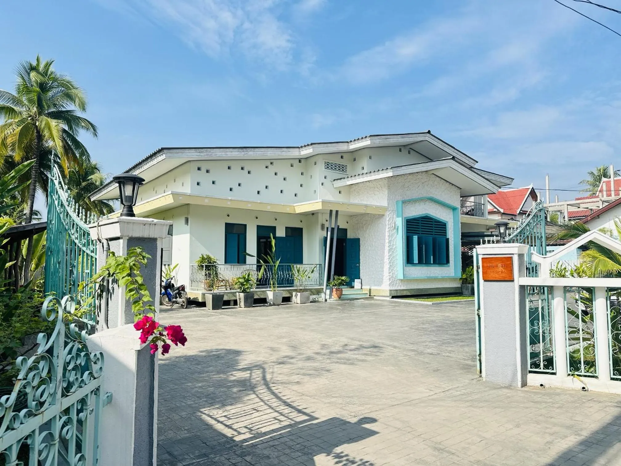 Property building in Baan Pila