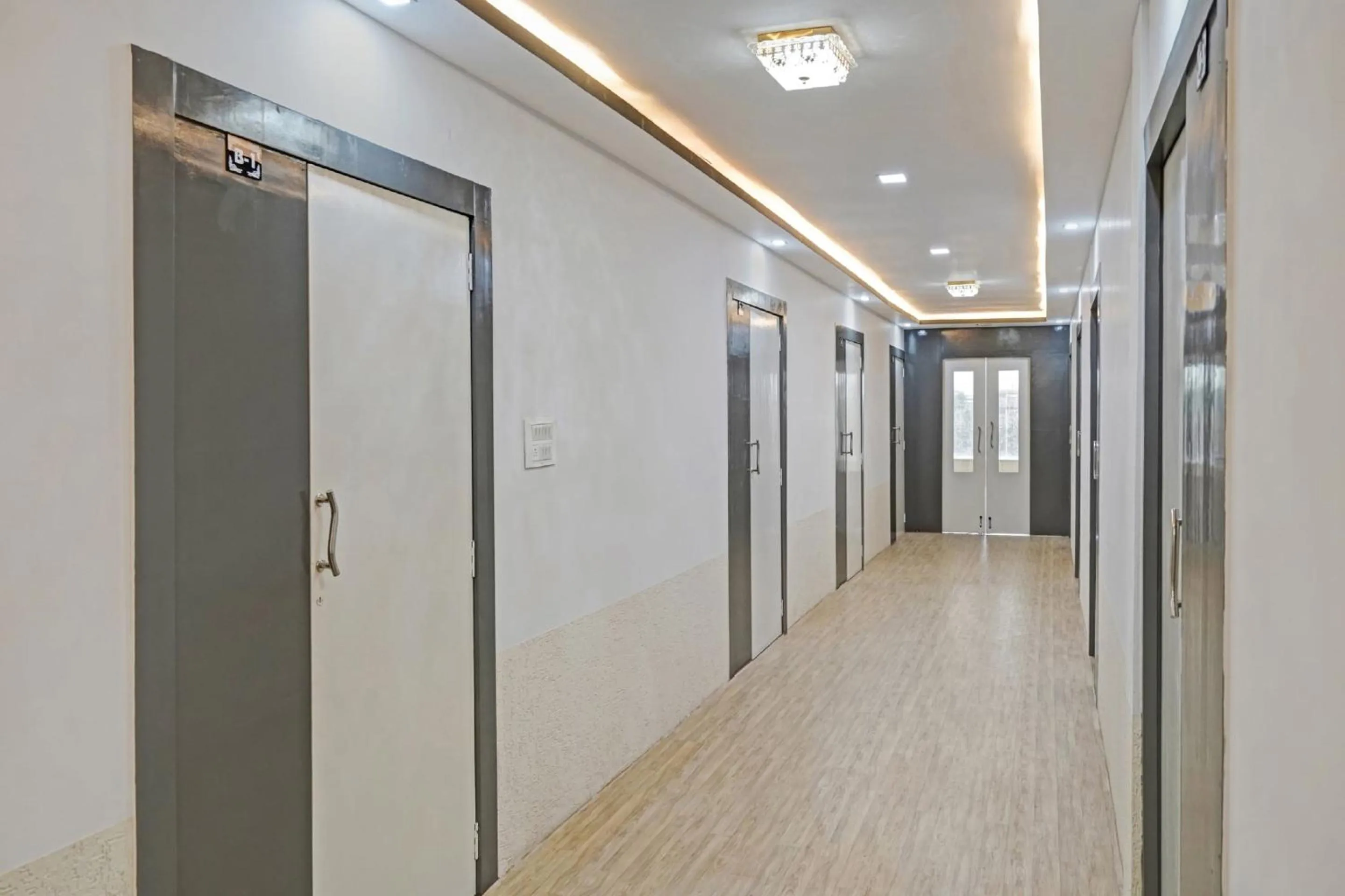 Lobby or reception in Hotel O Mr Crown Inn To Inn