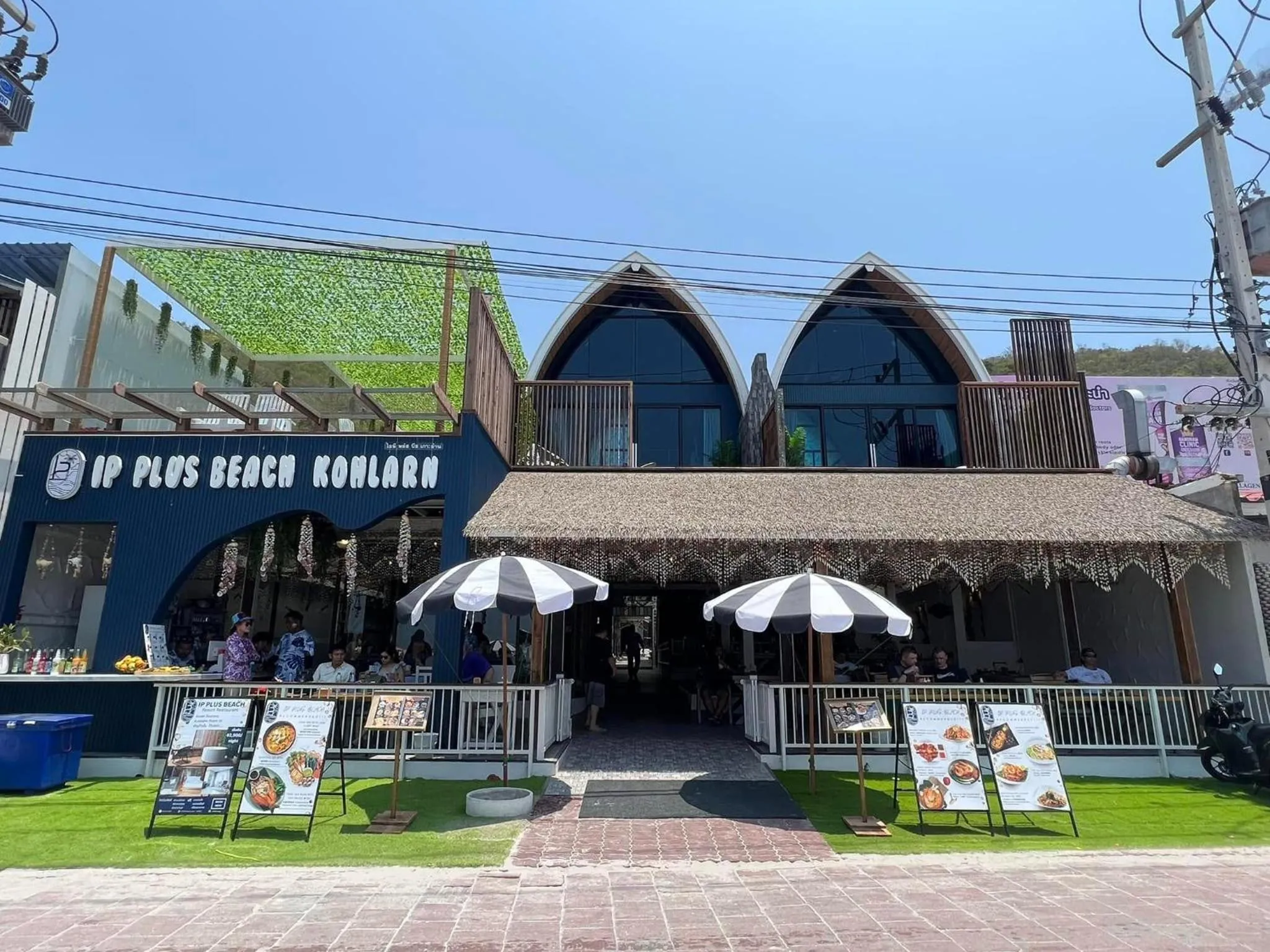 Property building in IP PLUS BEACH RESORT Koh Larn