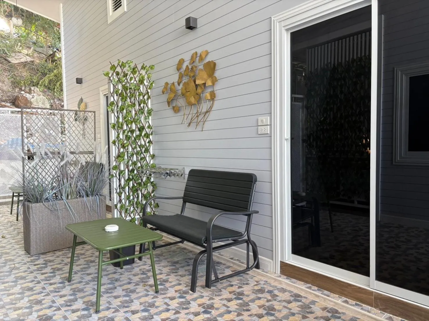 Patio in IP PLUS BEACH RESORT Koh Larn